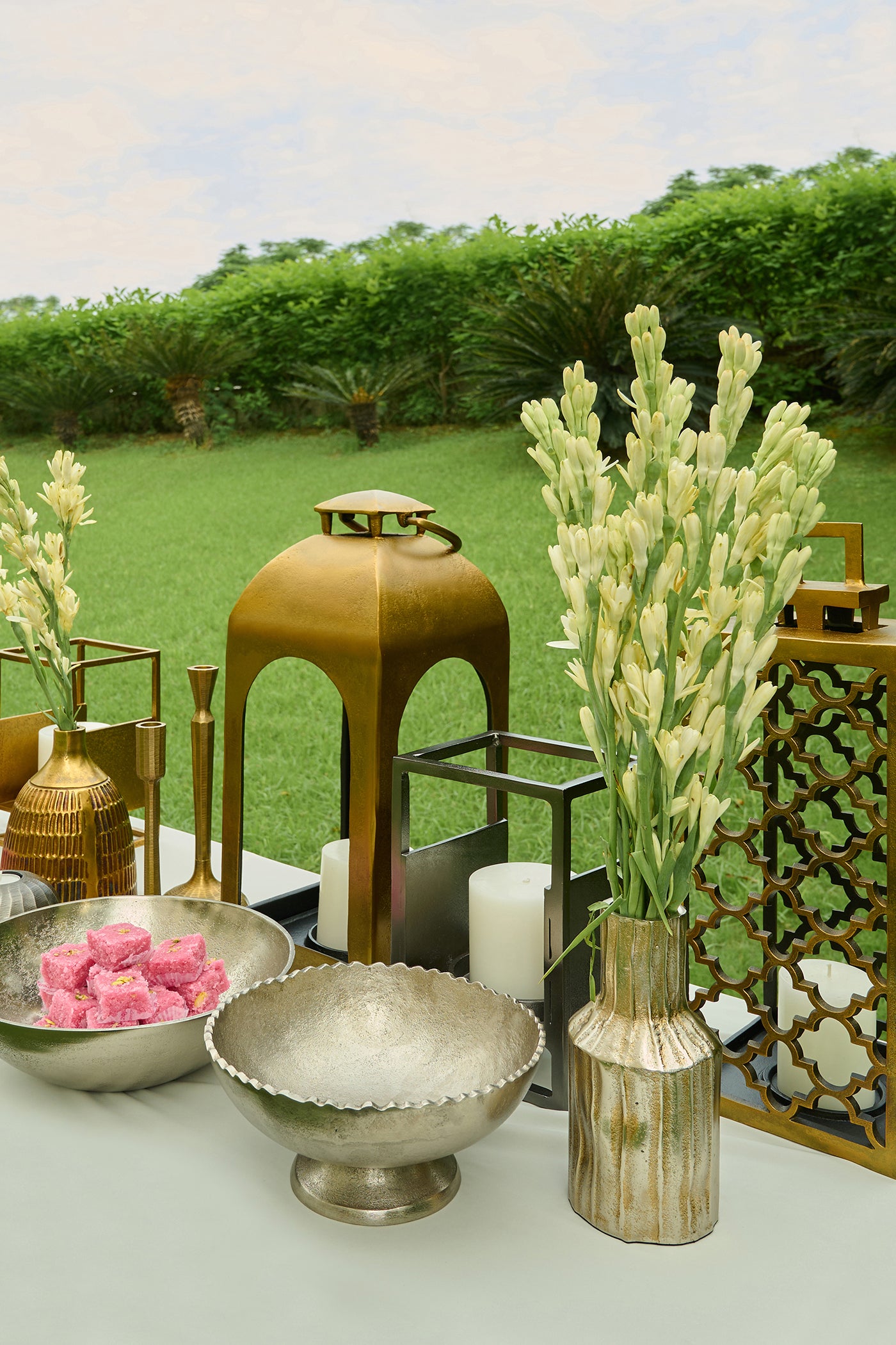 Cano Vase