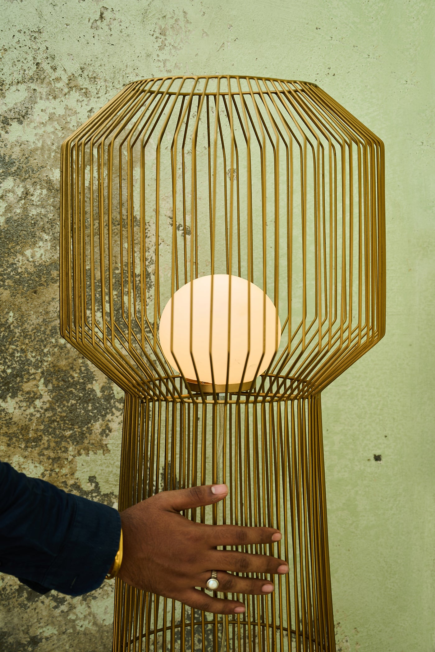 Disperse Floor Lamp