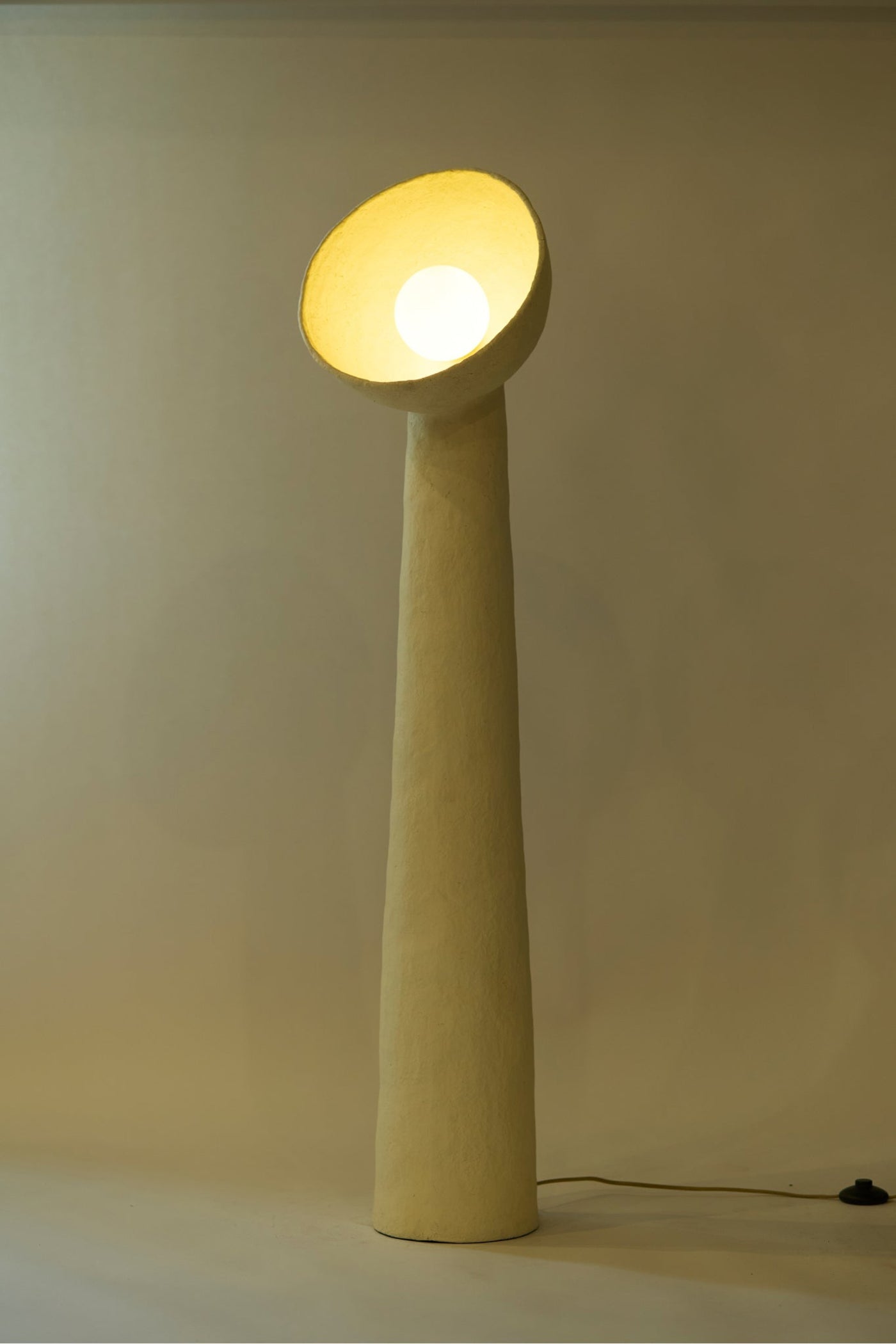 IlluPapier Floor Lamp