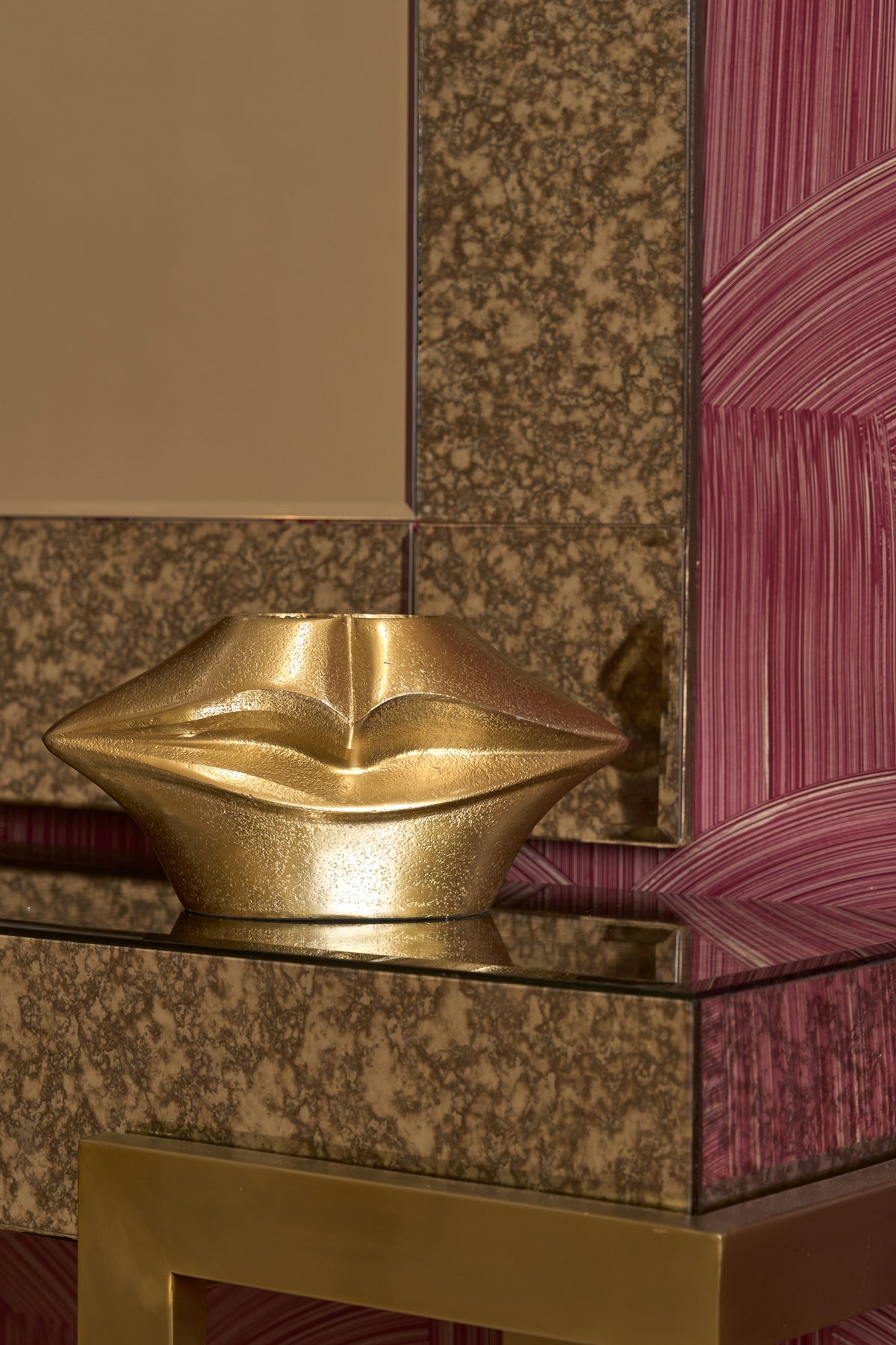 Golden Whisper Lips Ceramic Gold Vase