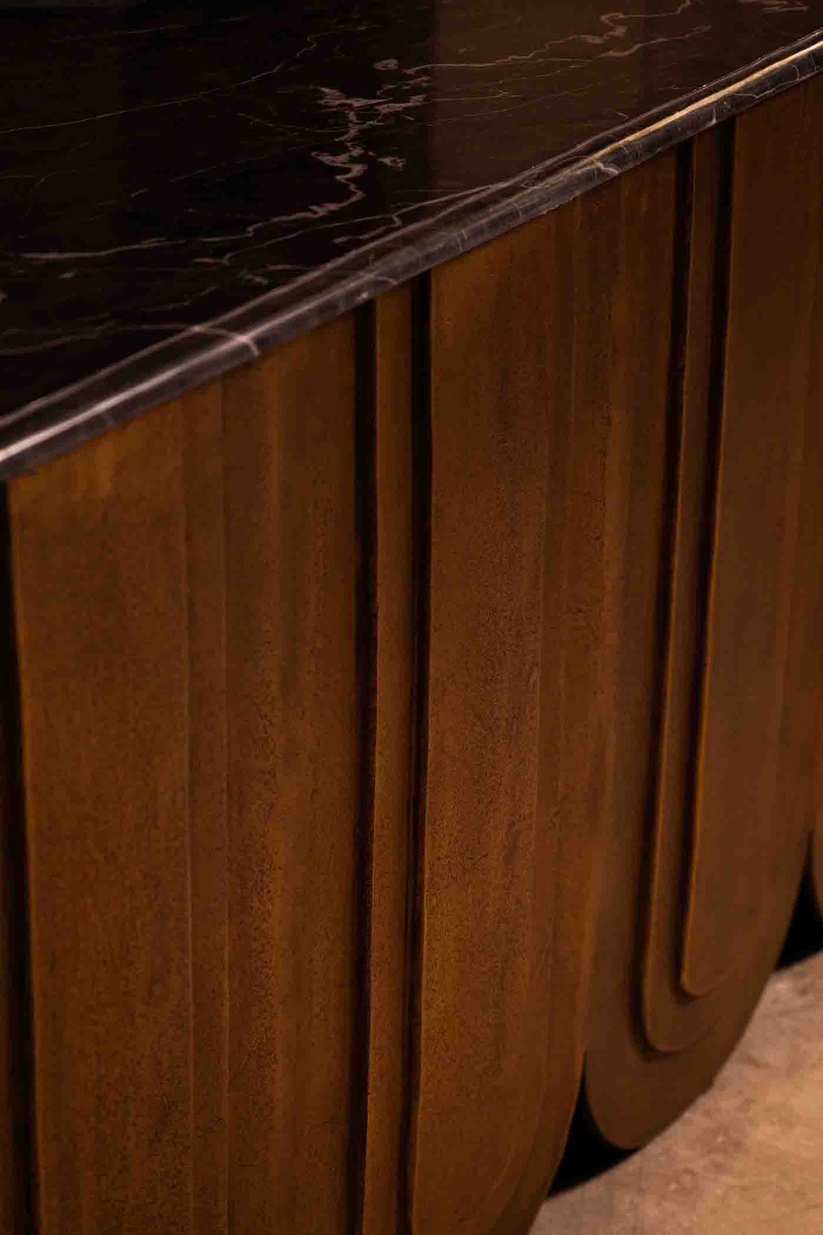 Veil CAST ALUMINIUM Gold Console table