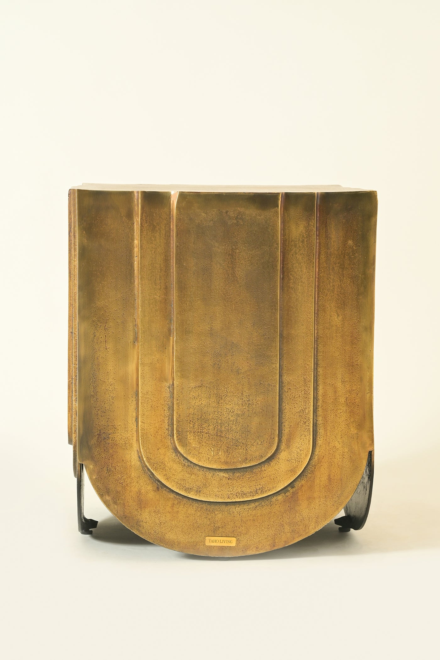 Veil side table