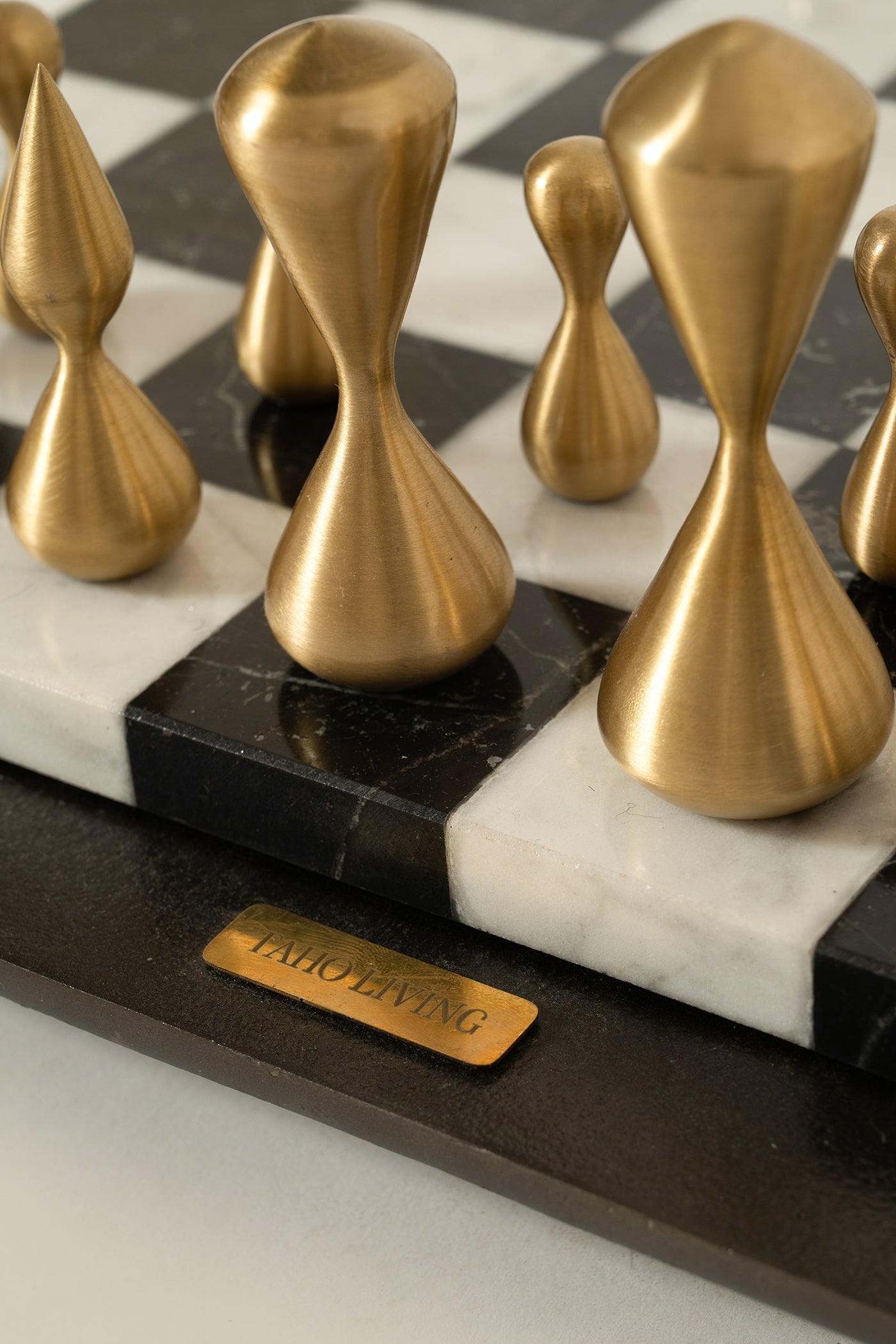 Chronos chess set