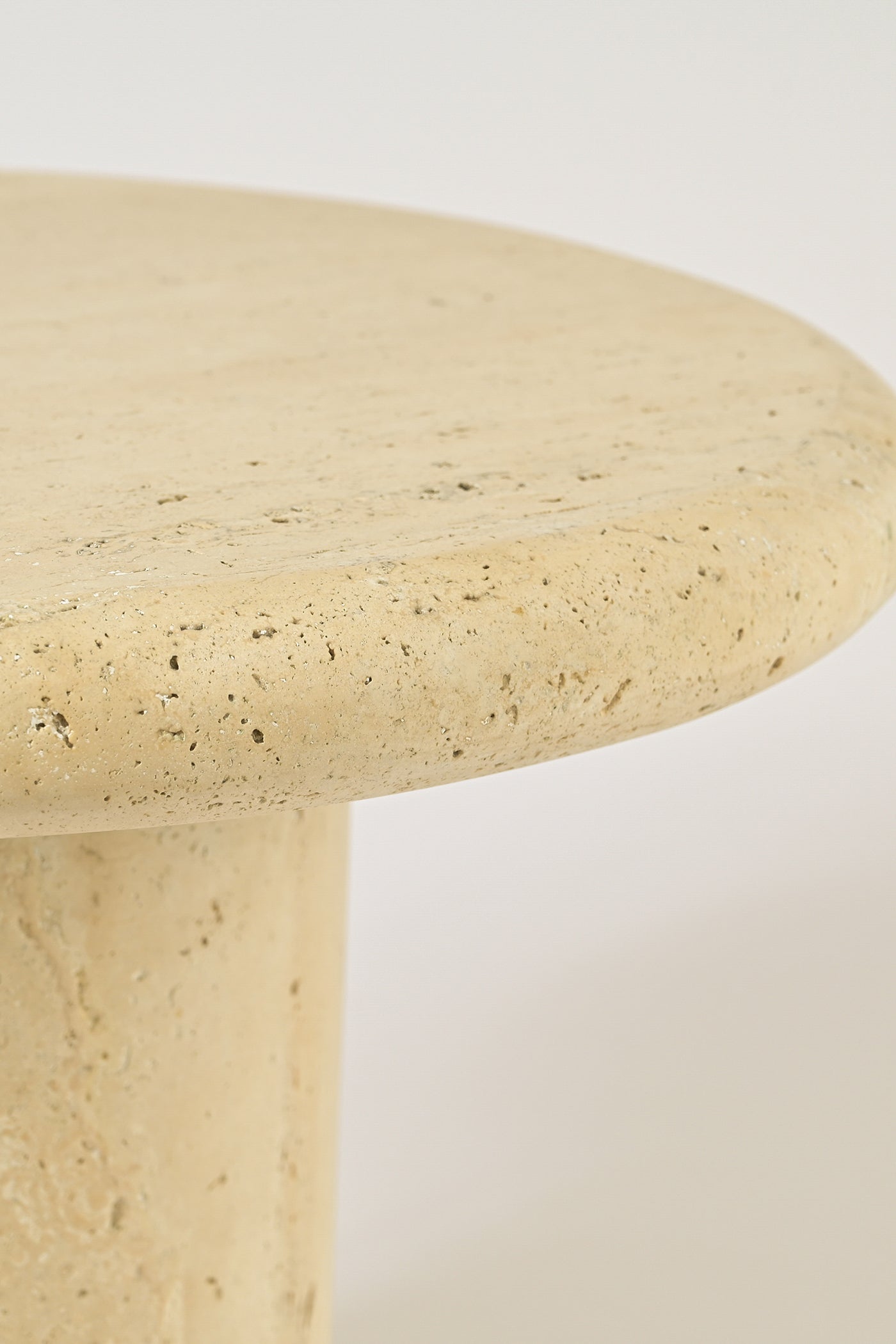 Tuja
Side Table