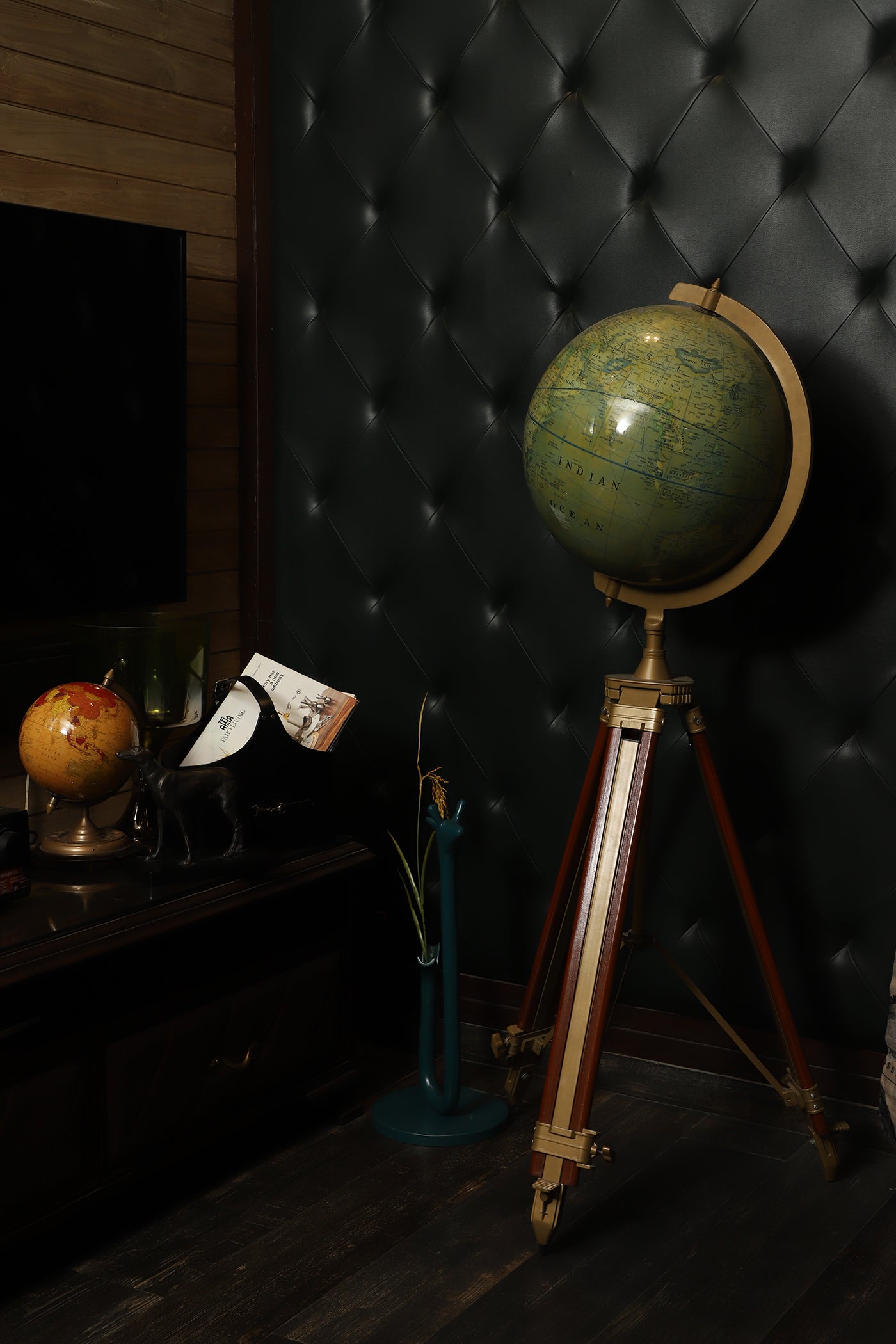 Globe Large