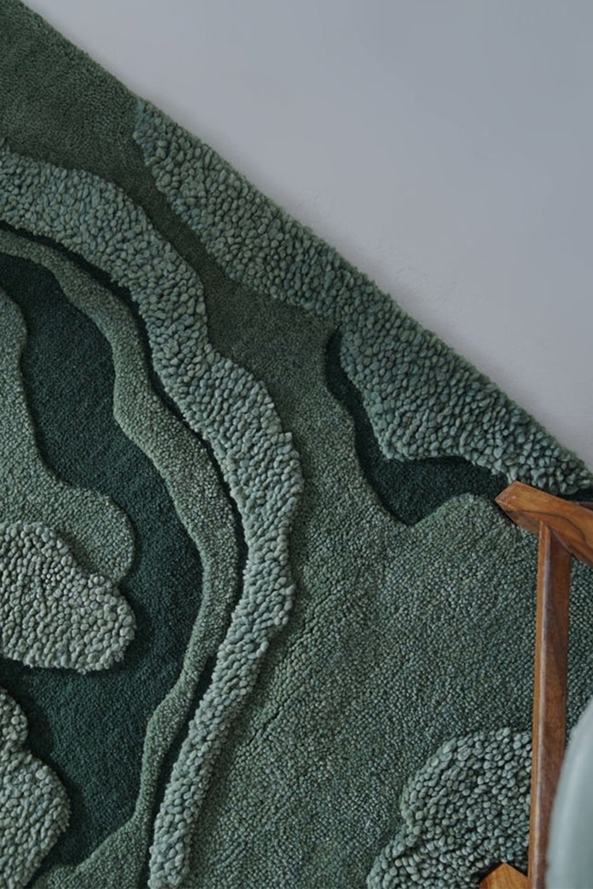 Mounds 100% New Zealand wool Moss Rug