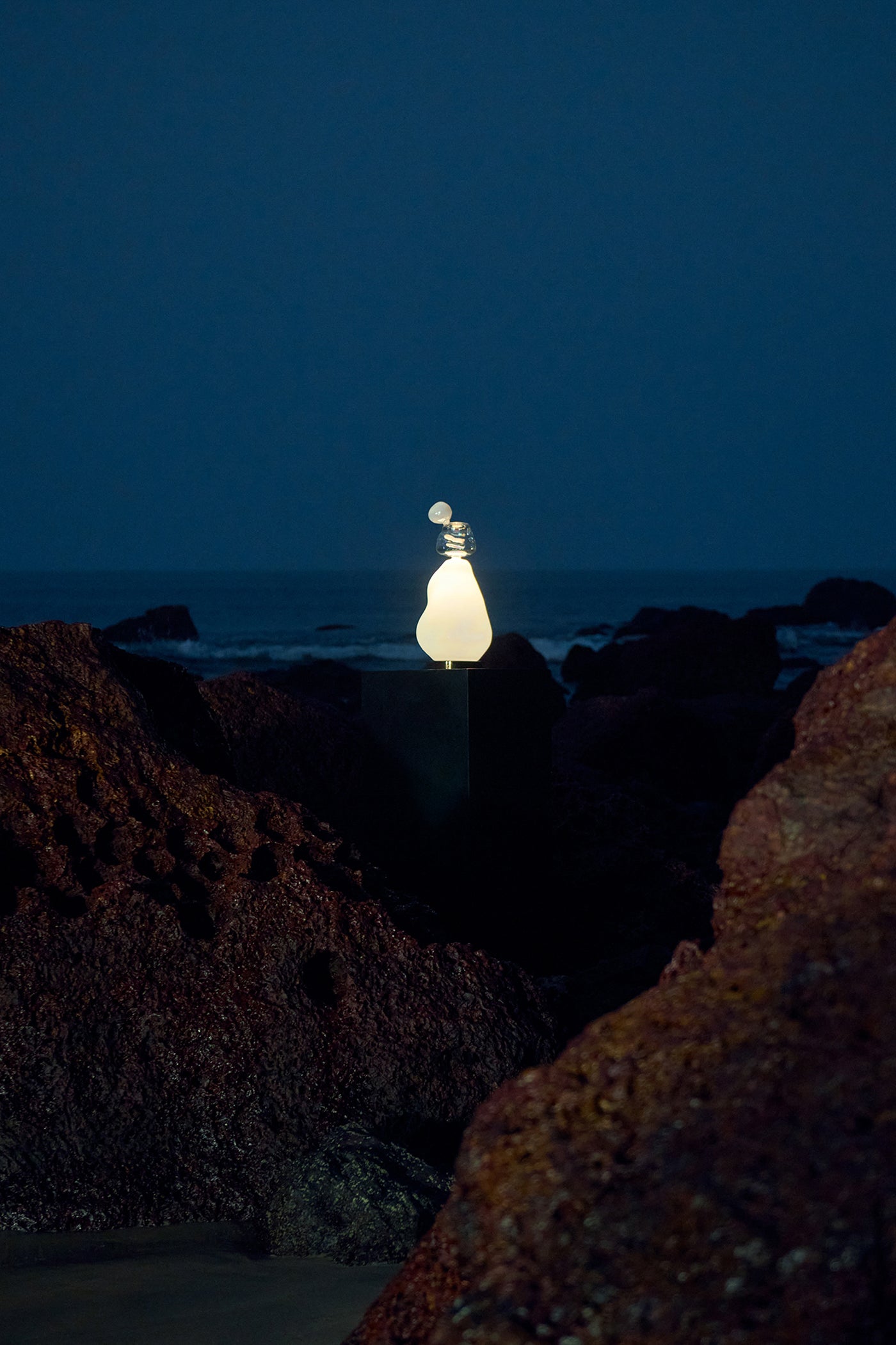 Pebble Table Lamp