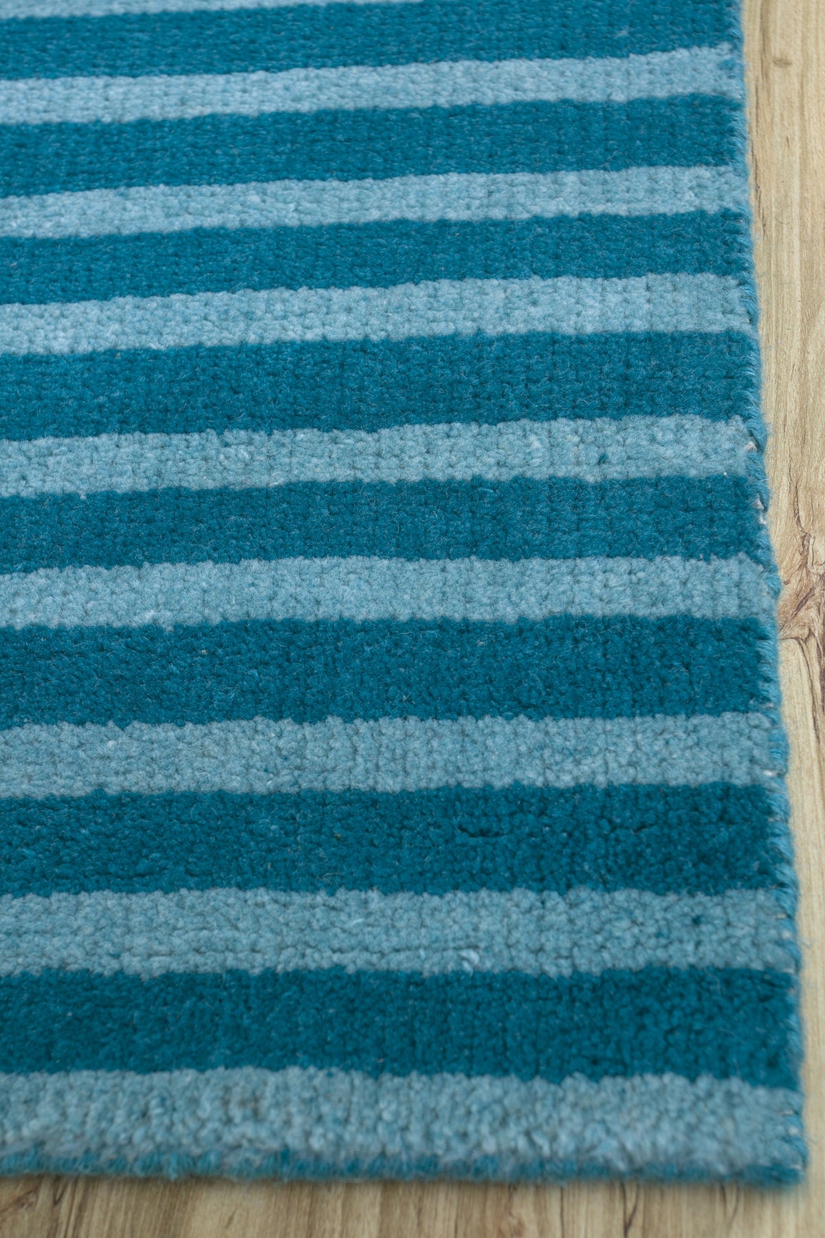 Jaipur Rugs Soft Striped 5X8 Feet Rug| Fresh Turquoise & Lake Blue Hand Knotted Rug Carpet For Living Room