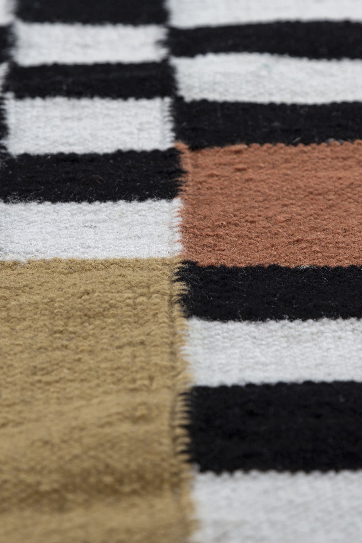 Jaipur Rugs Soft Striped 6X9 Feet Rug| Ebony & Undyed White Hand Knotted Dhurrie Carpet For Living Room