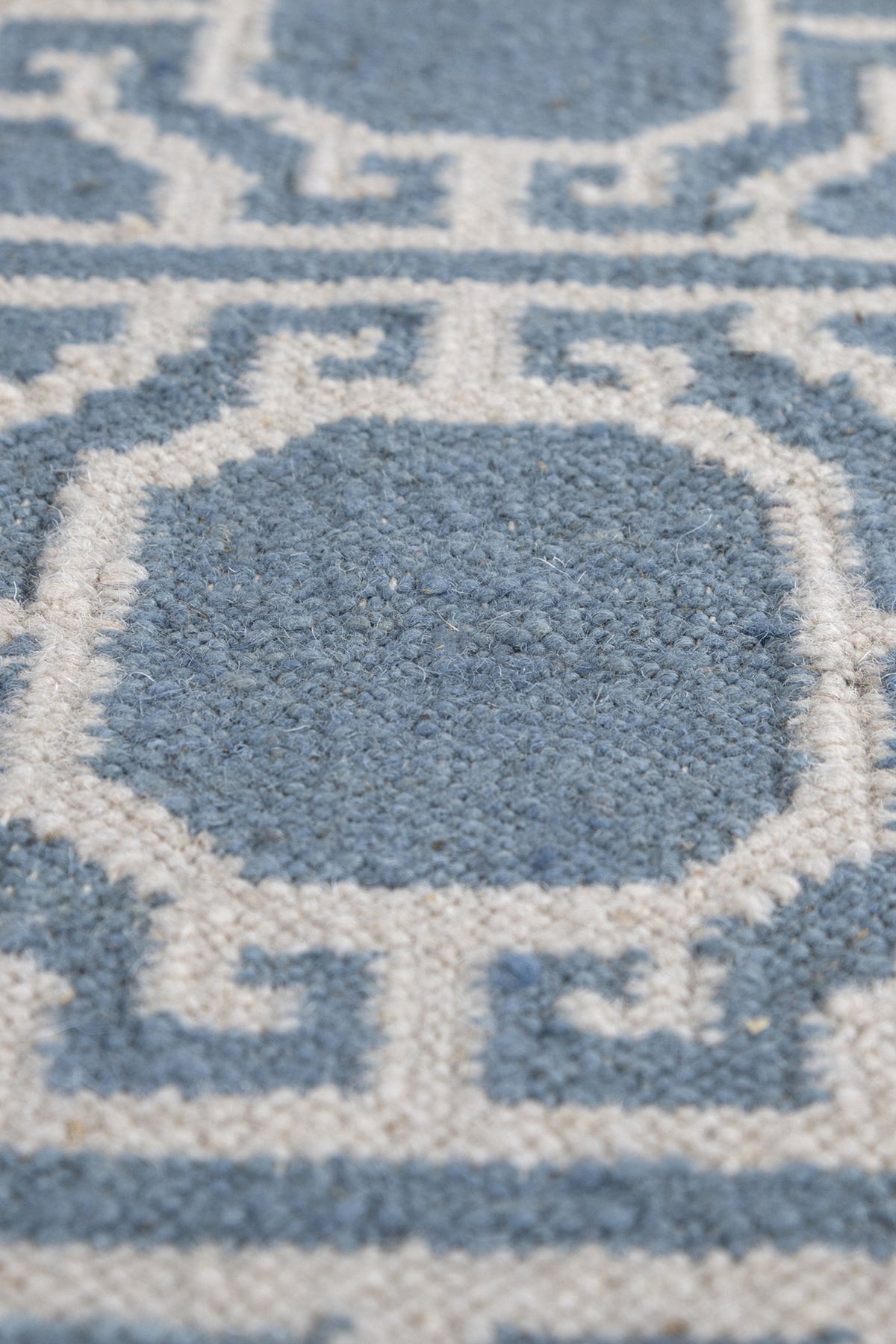 Jaipur Rugs Soft Geomatric With Greek Key Border 8X10 Feet Rug| White & Medium Gray Hand Knotted Dhurrie Carpet For Living Room