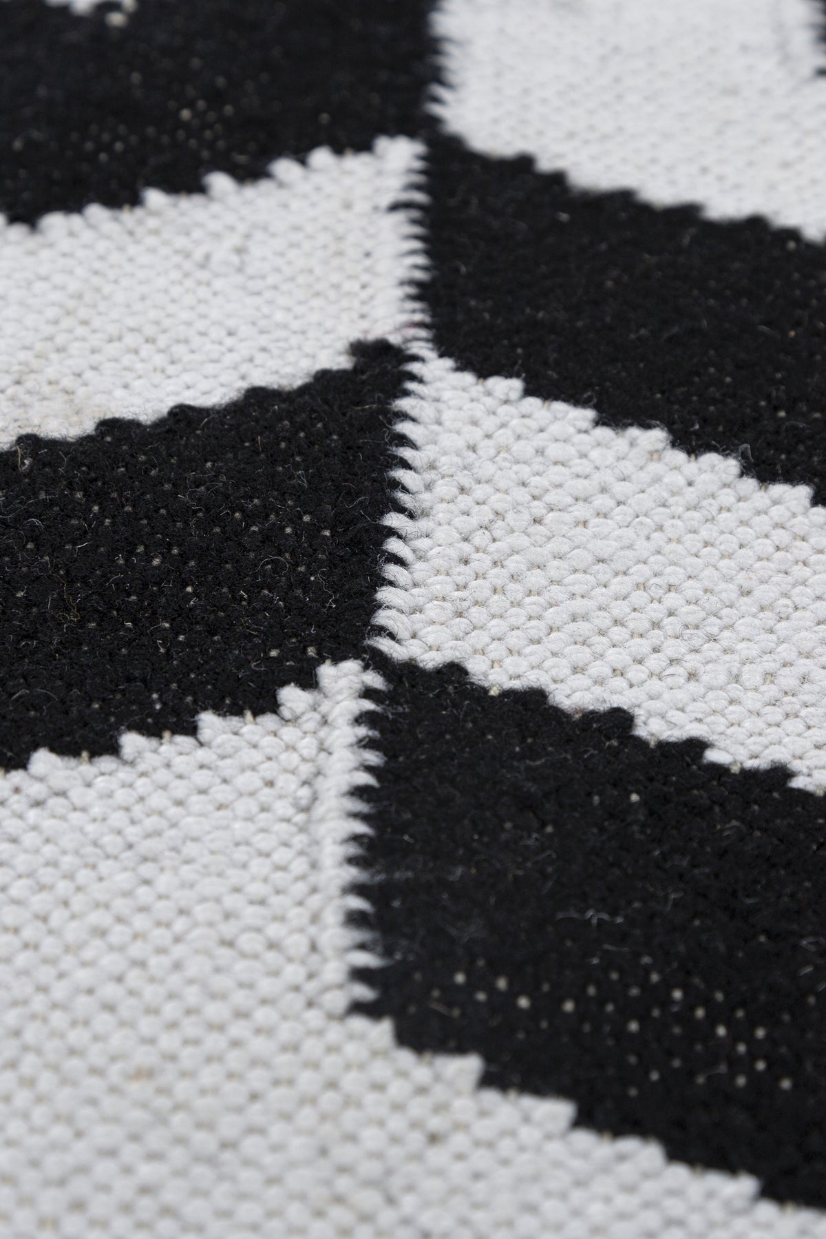 Jaipur Rugs Soft Geomatric 5X8 Feet Rug| Ebony & Undyed White Hand Knotted Dhurrie Carpet For Living Room