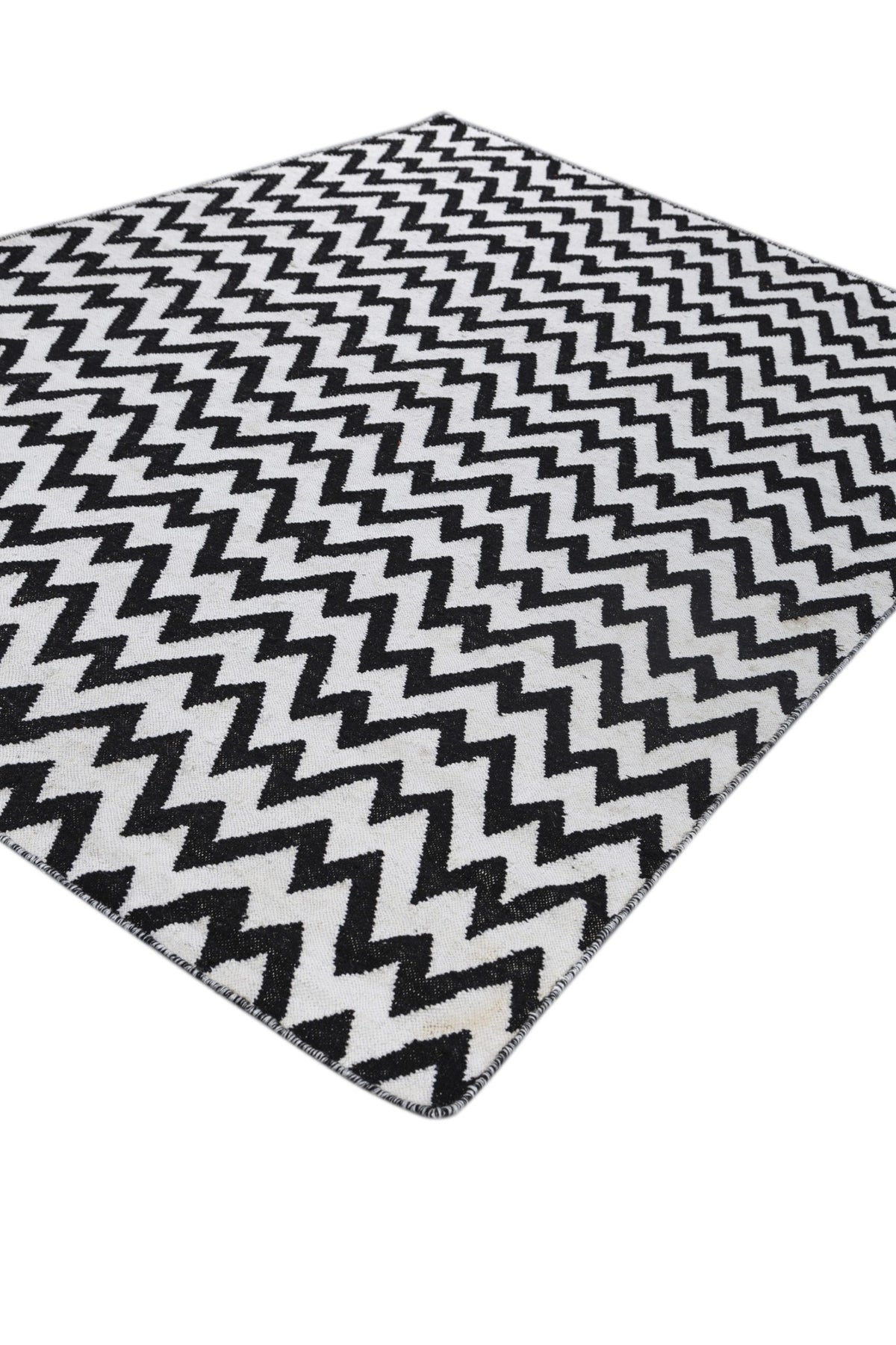 Jaipur Rugs Soft Chevron 5X8 Feet Rug| Ebony & Undyed White Hand Knotted Dhurrie Carpet For Living Room