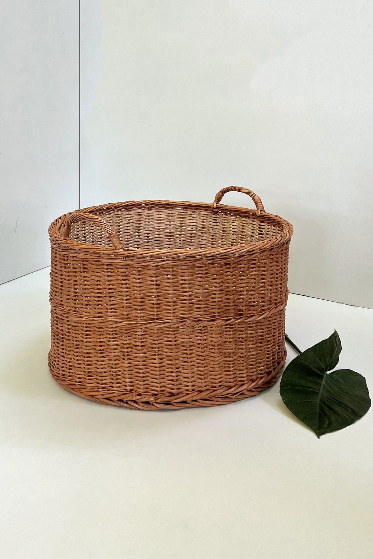 Mianzi Peony Wicker Natural Basket (Large)