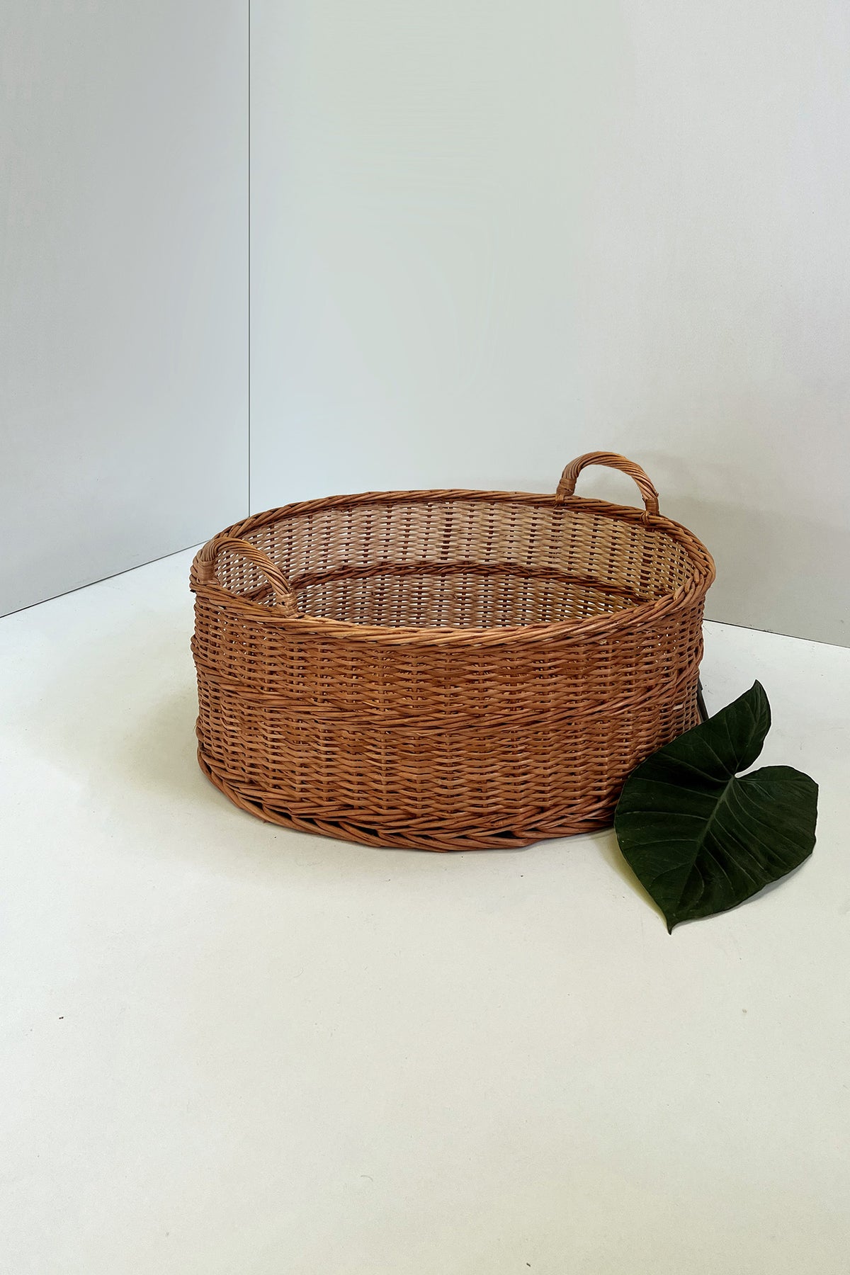 Mianzi Peony Wicker Natural Basket (Medium)
