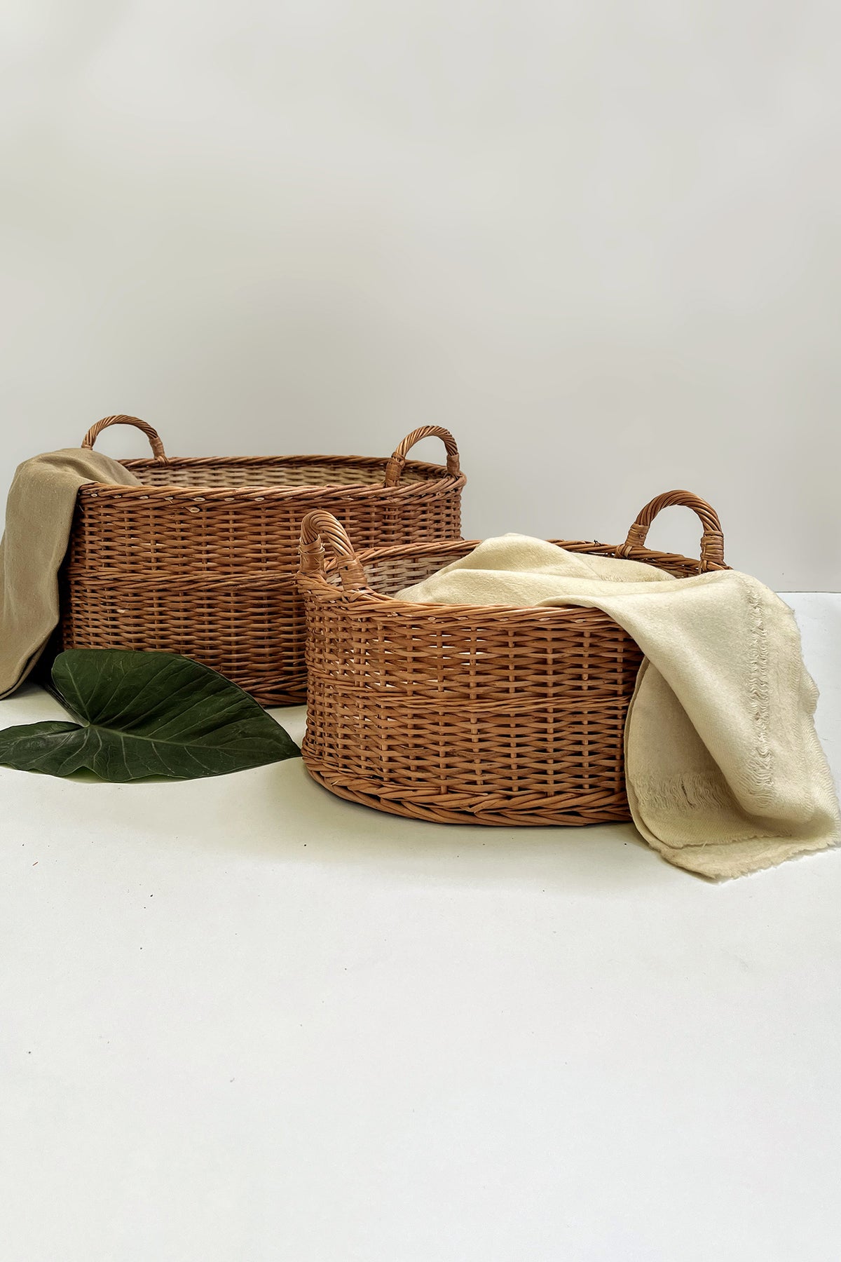 Mianzi Peony Wicker Natural Basket (Medium)