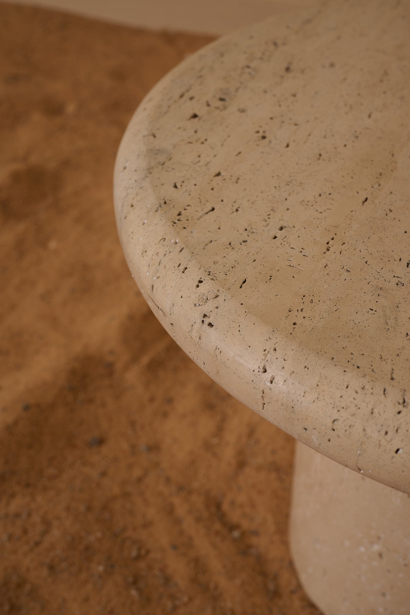 Tuja
Side Table