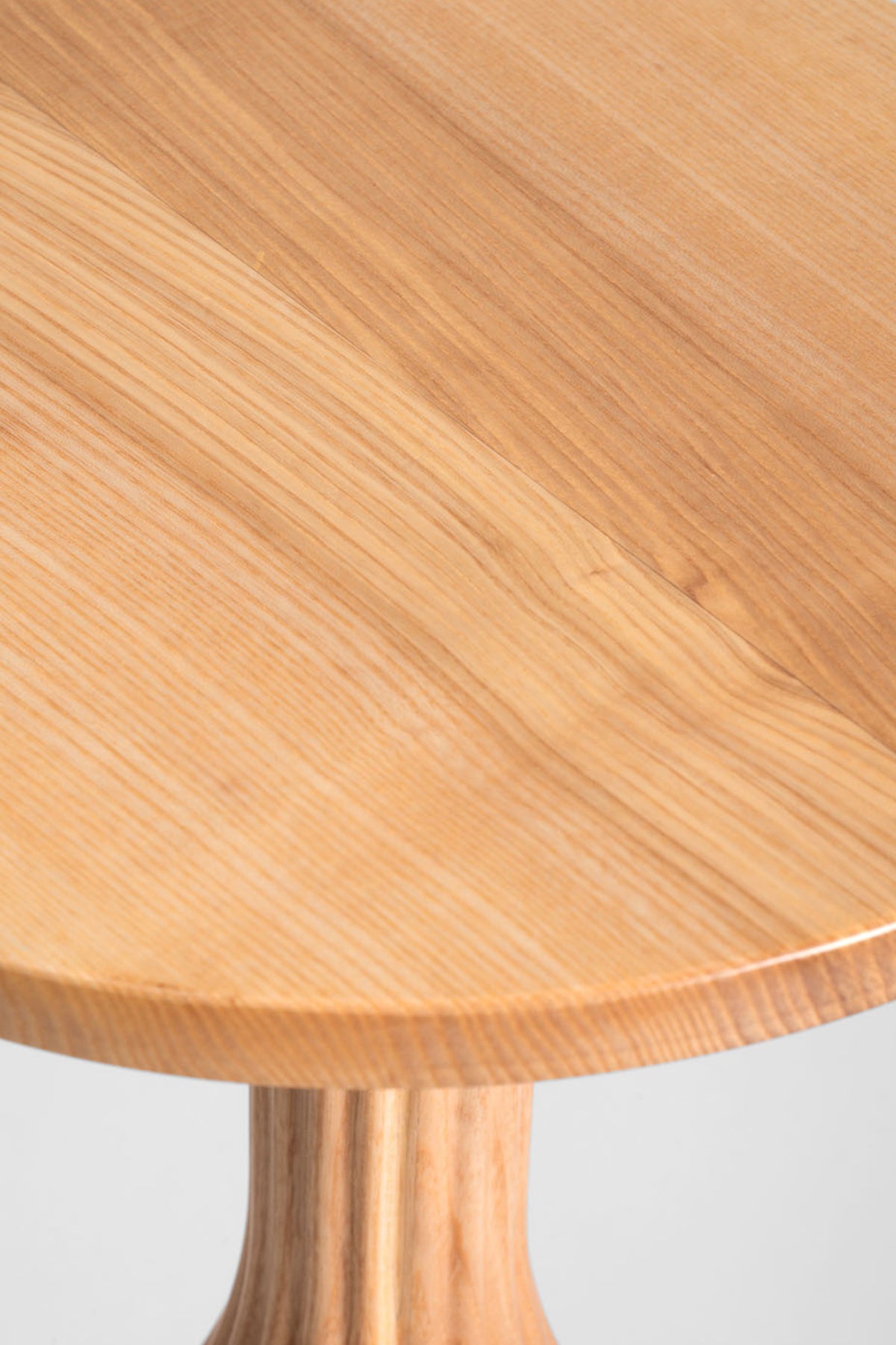 Saga Tea White Ash Wood Beige Table