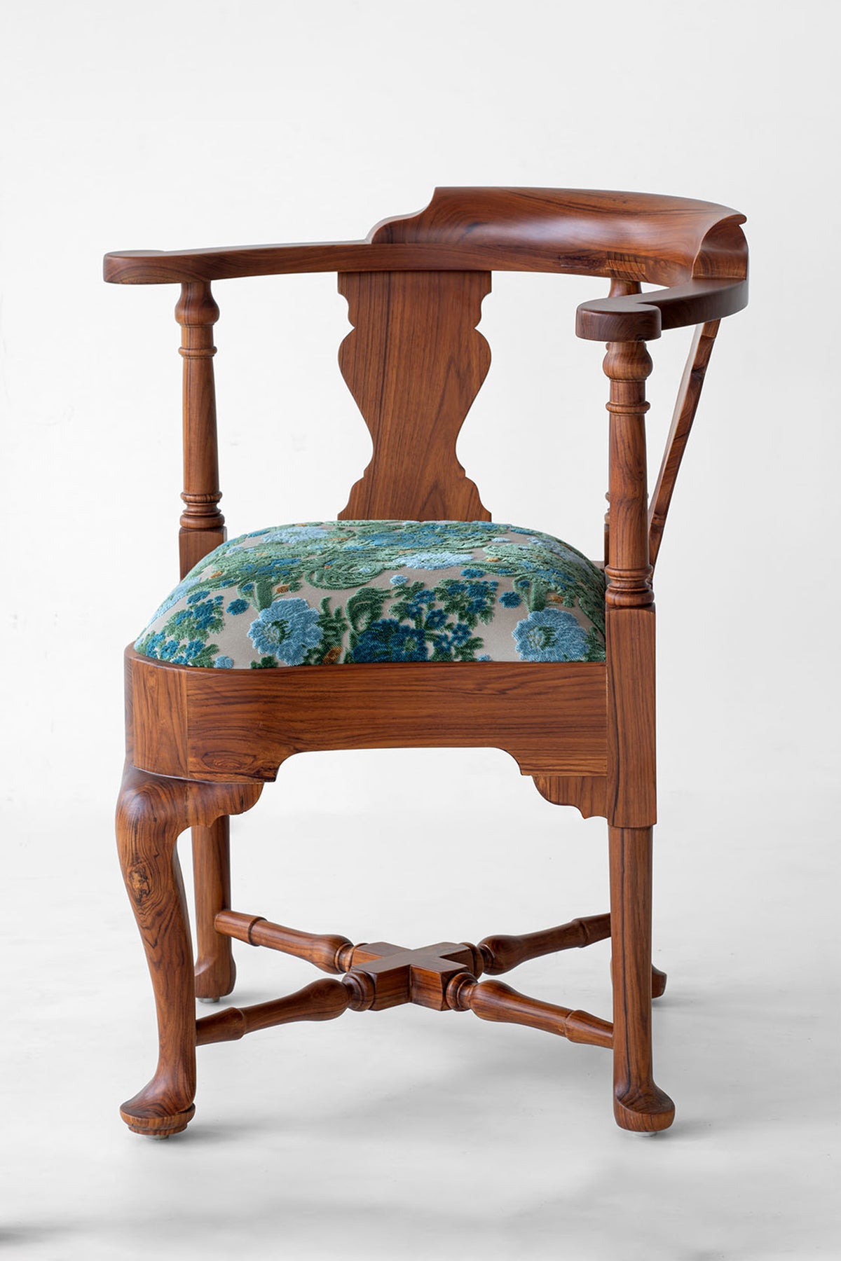 Queen Anne'S Commode CP teak wood Multicolour Chair