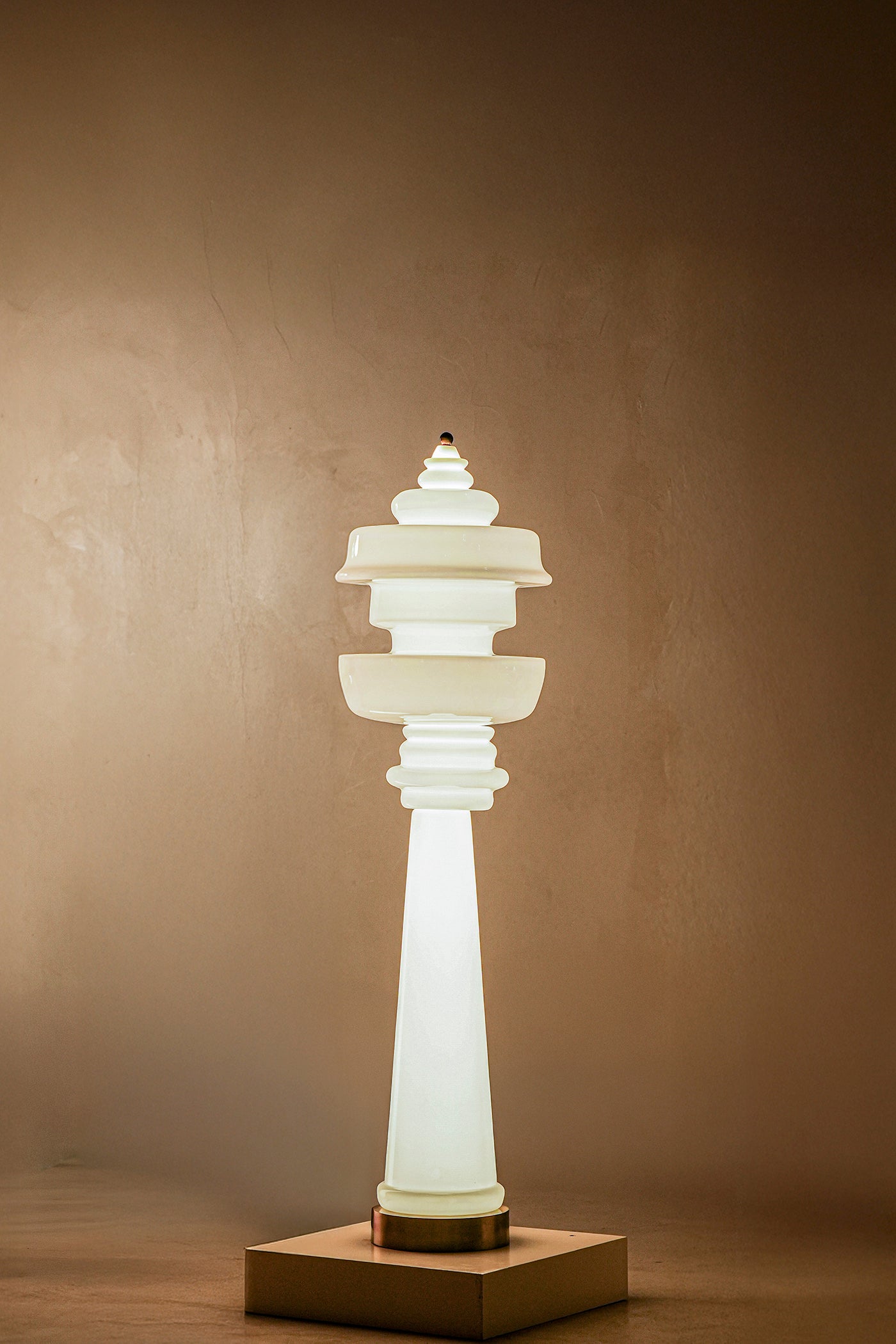 Stamba Floor Lamp