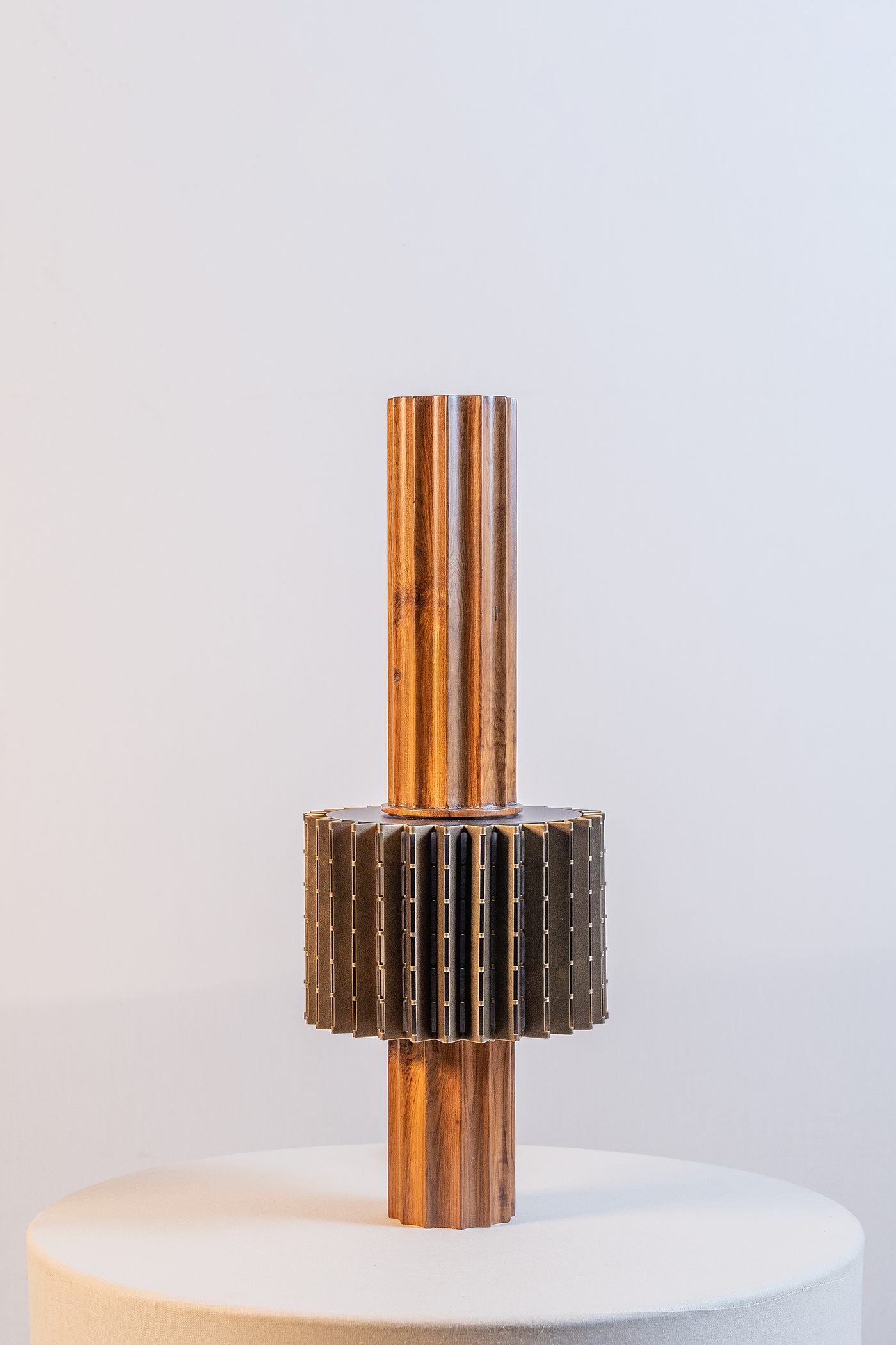 Torzo table lamp