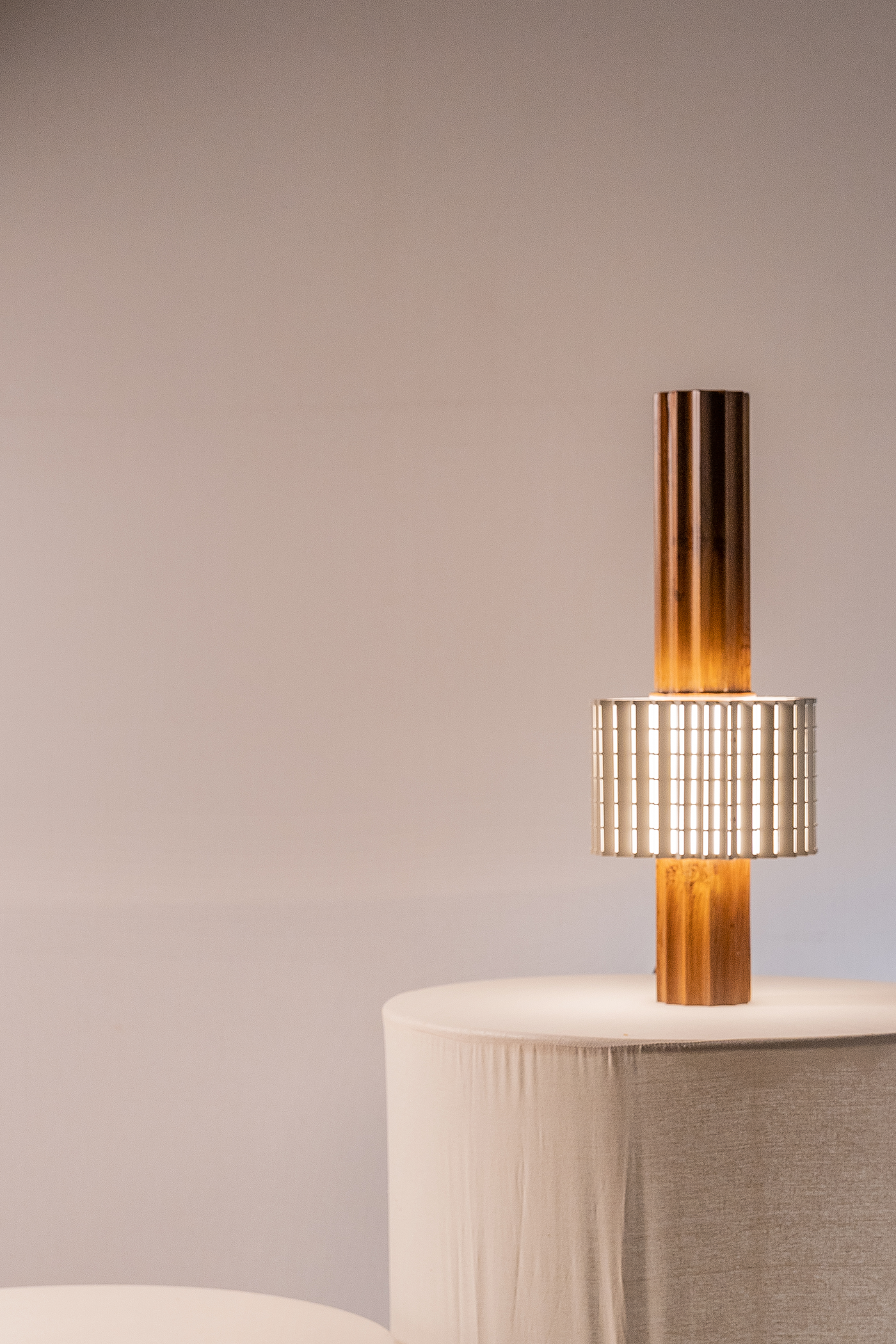 Torzo table lamp