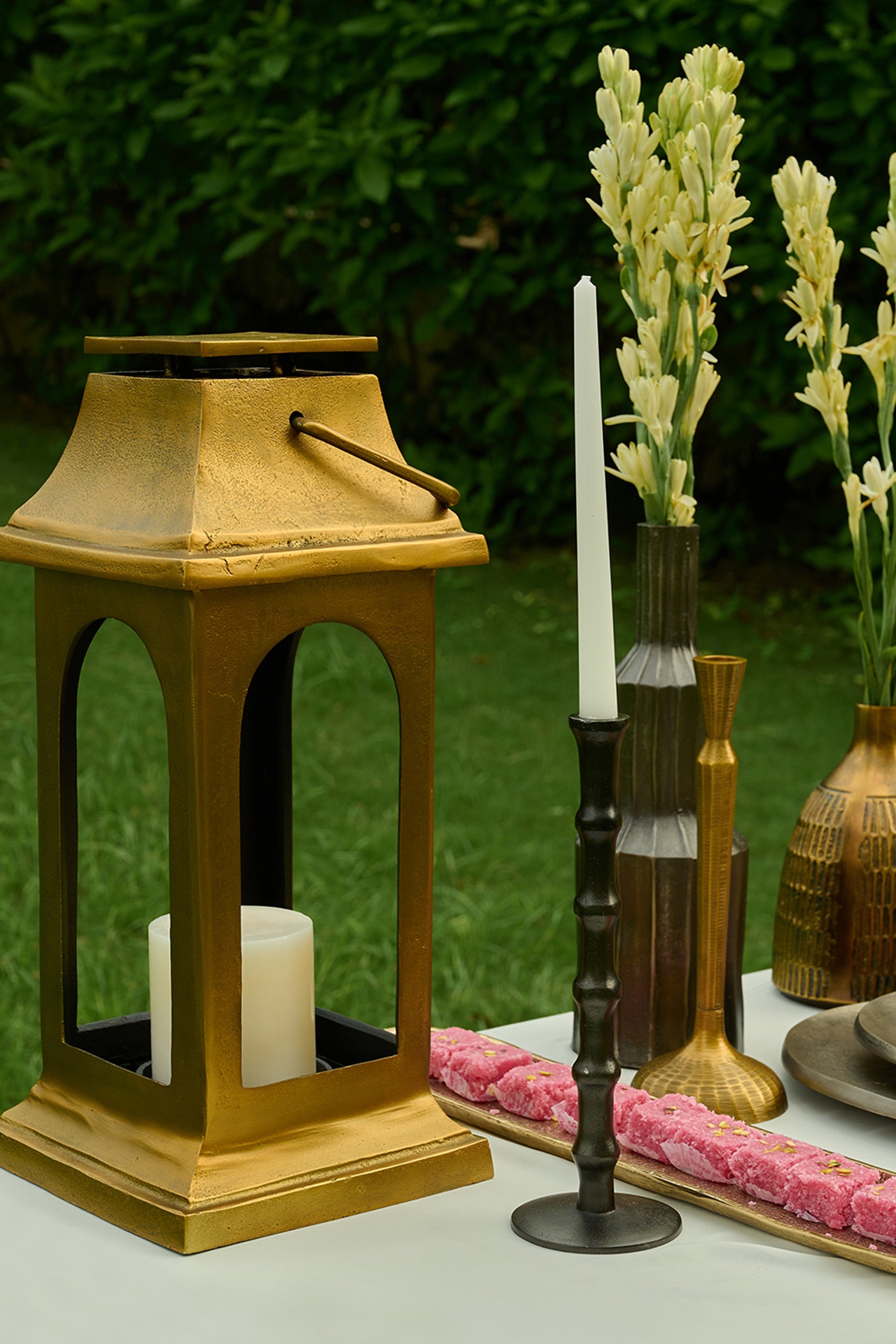 Aalaya Candle holders