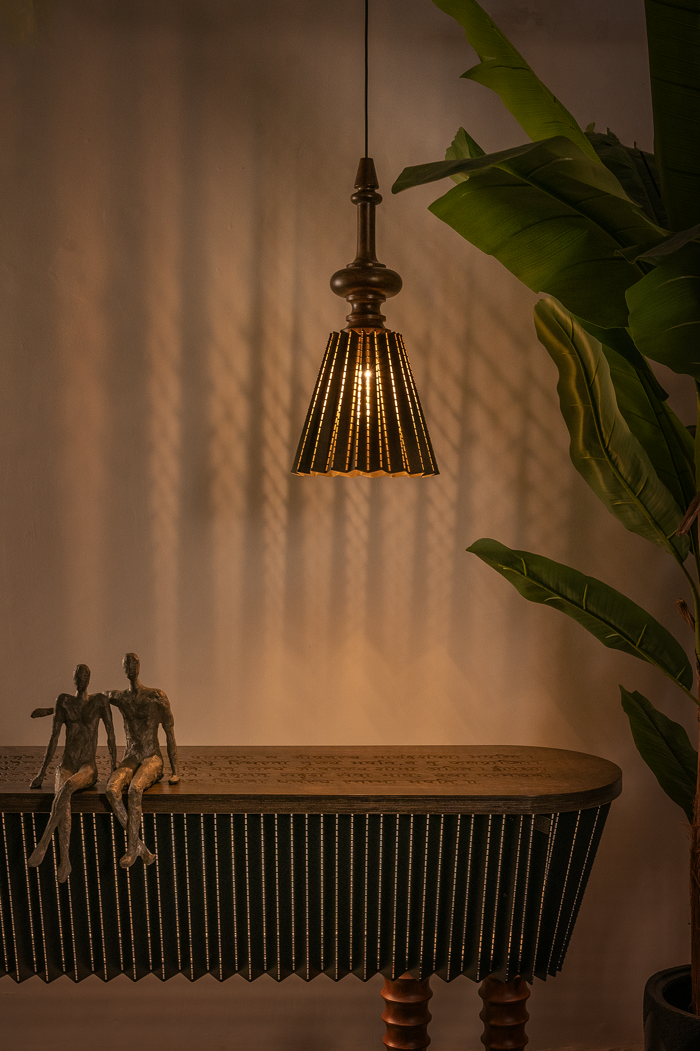 Surai Pendant Light