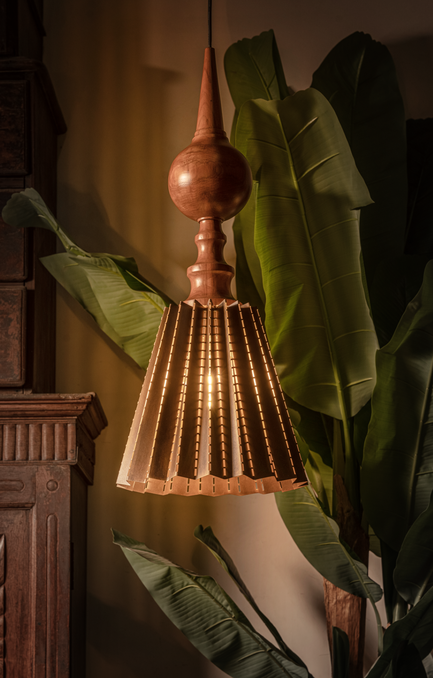 Timber Drop Pendant light