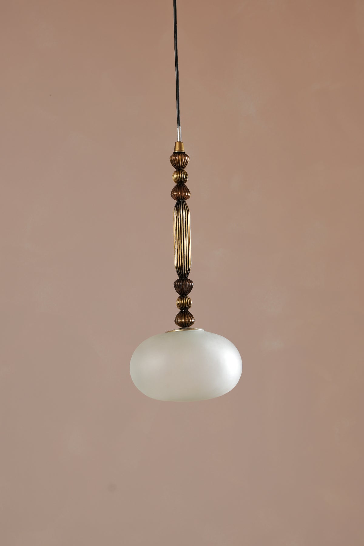 Reverie Single Hanging Lamp