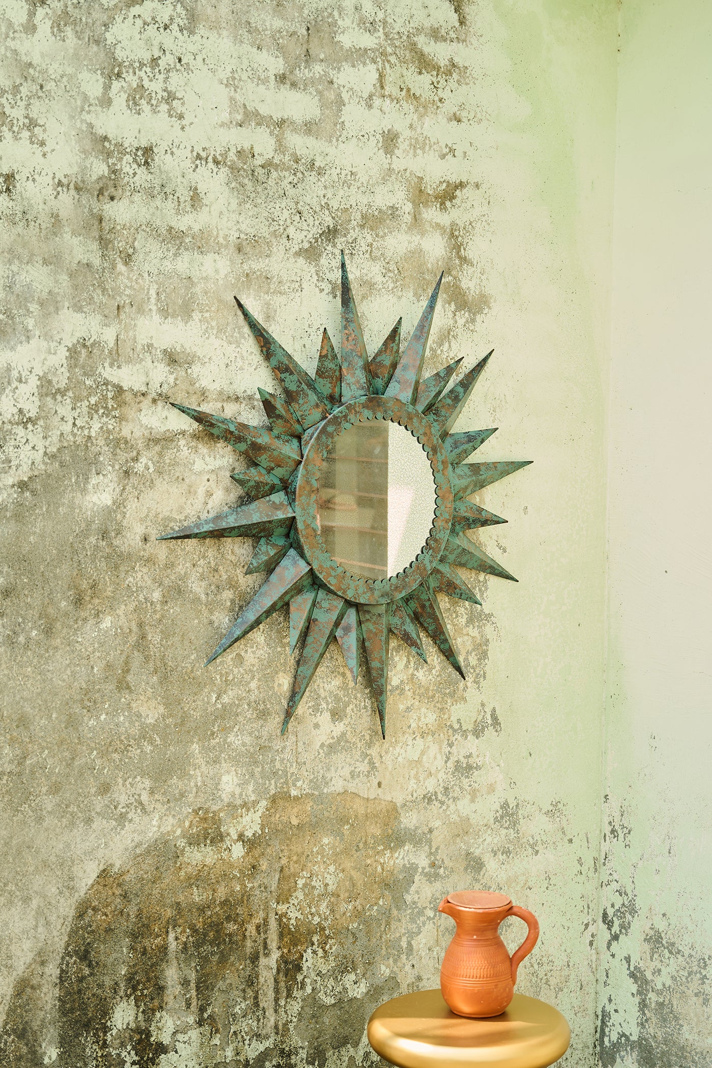 Corona Mirror
