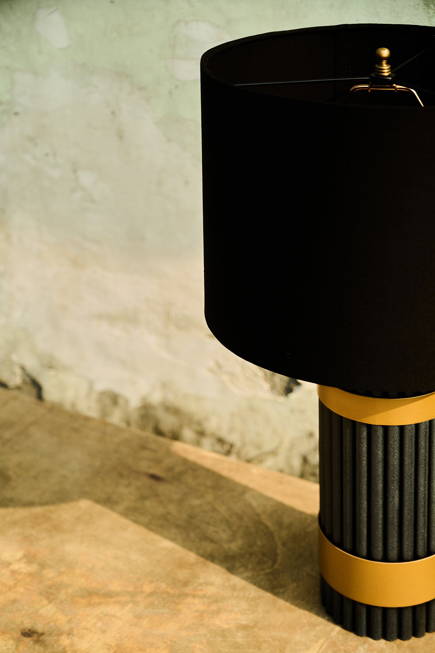 Fluted Bar Table Lamp