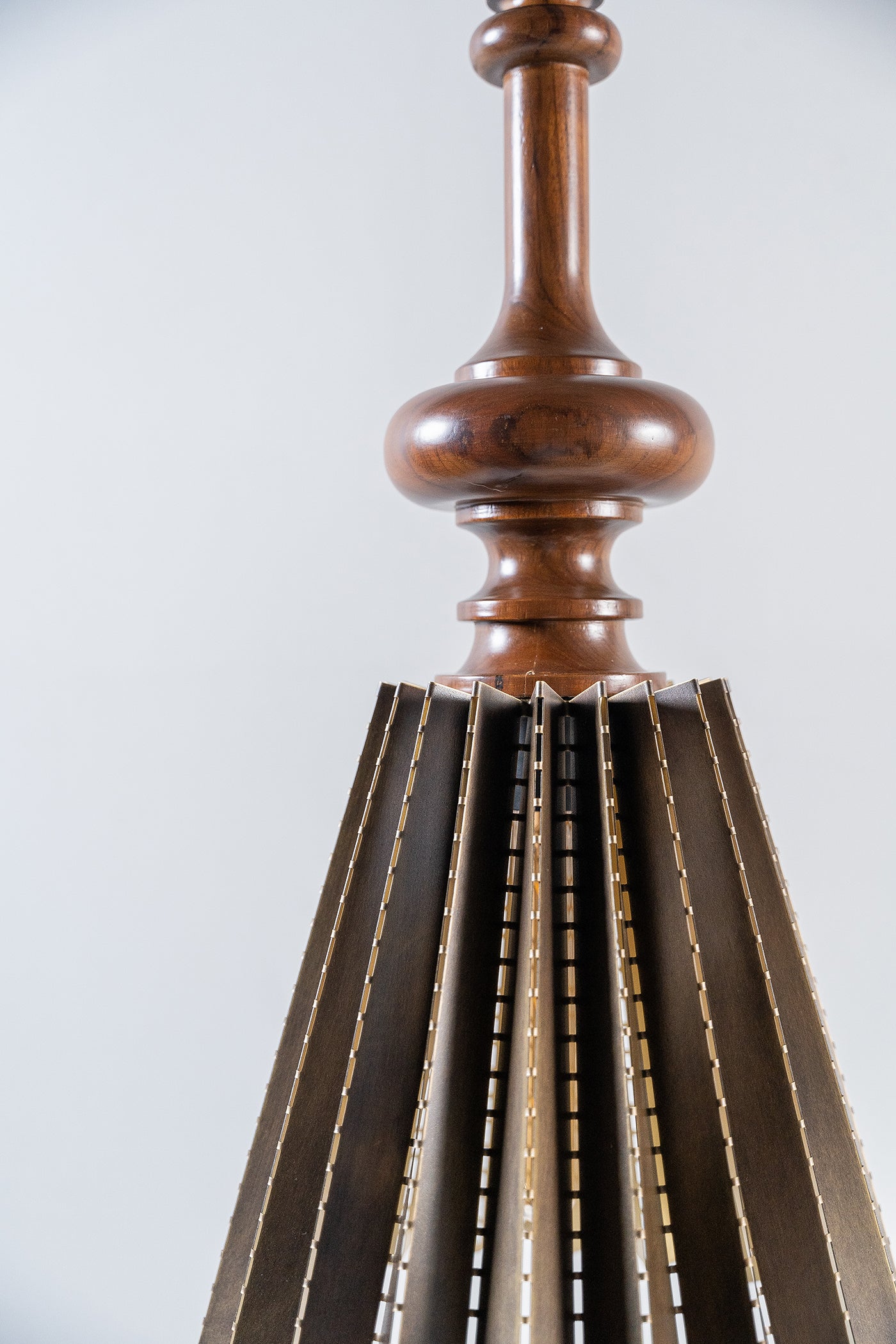 Surai Pendant Light