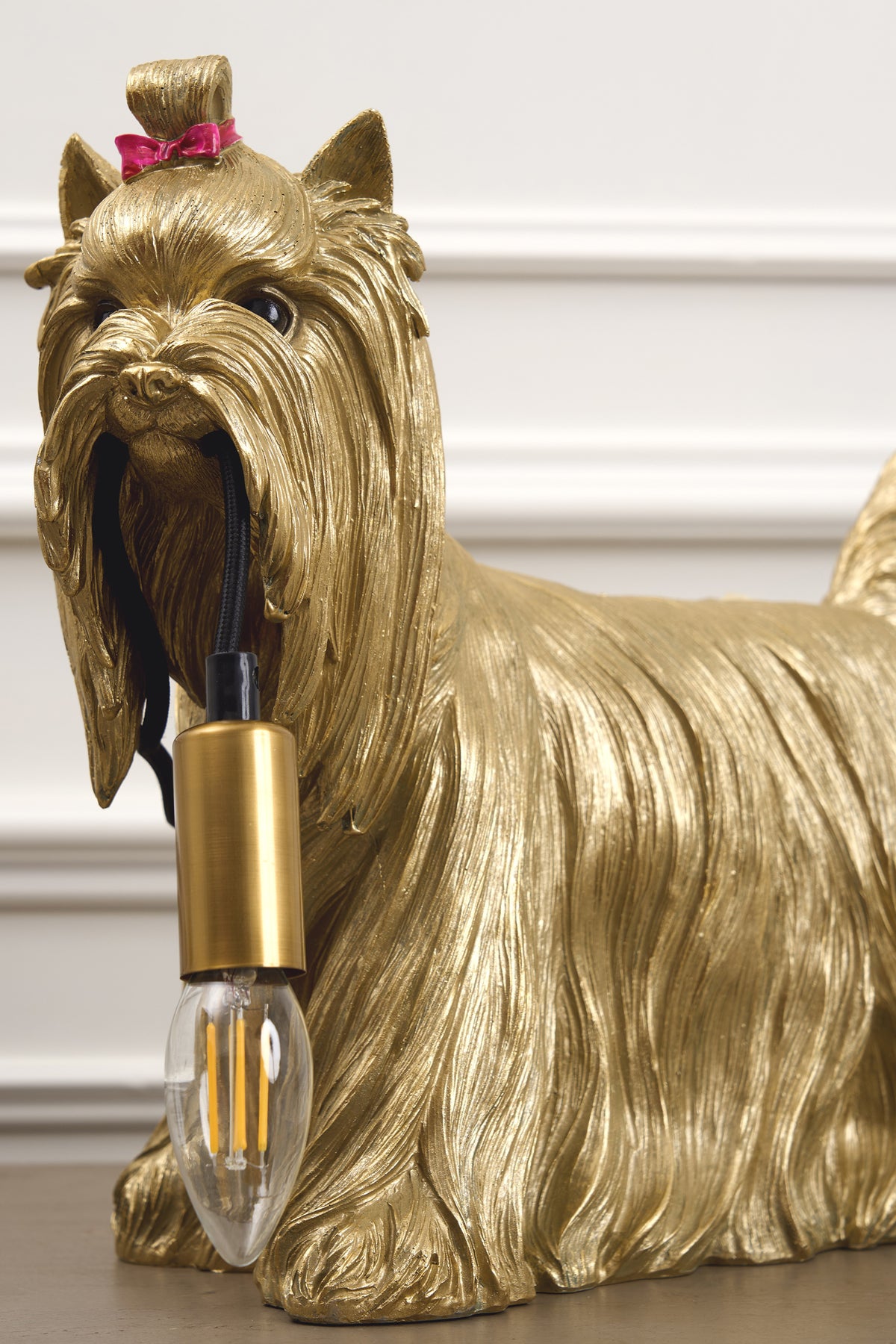Daisy Resin Gold Table Lamp