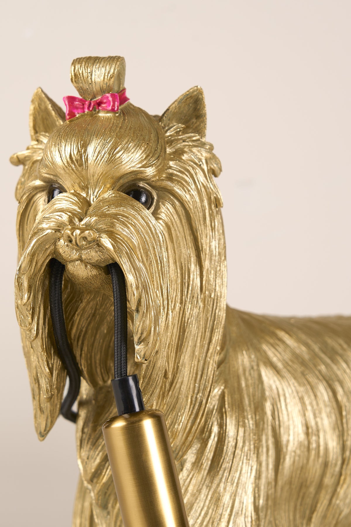 Daisy Resin Gold Table Lamp