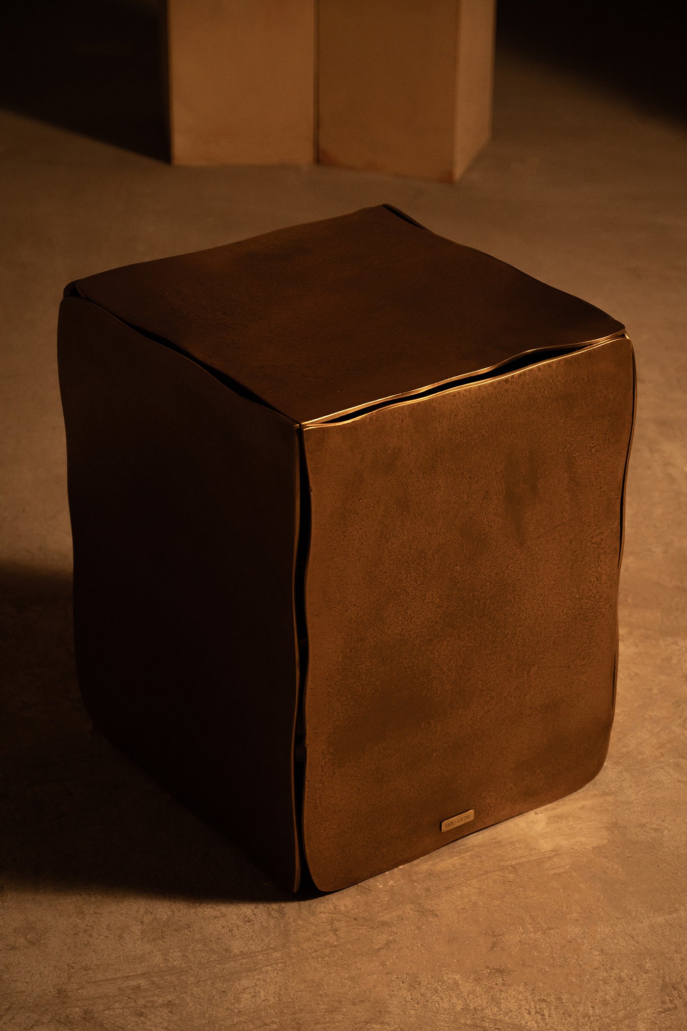 Slab accent table