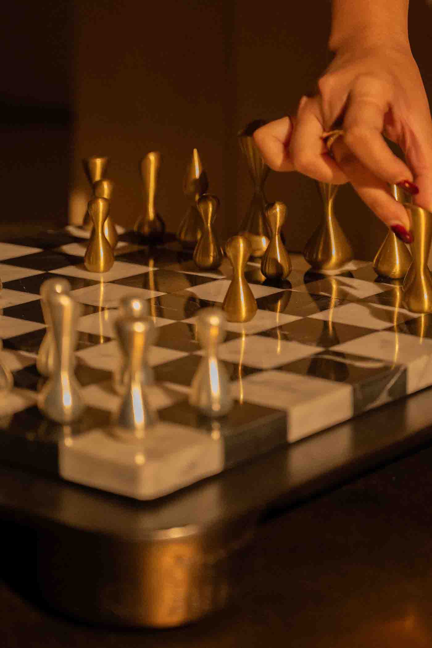 Chronos chess set