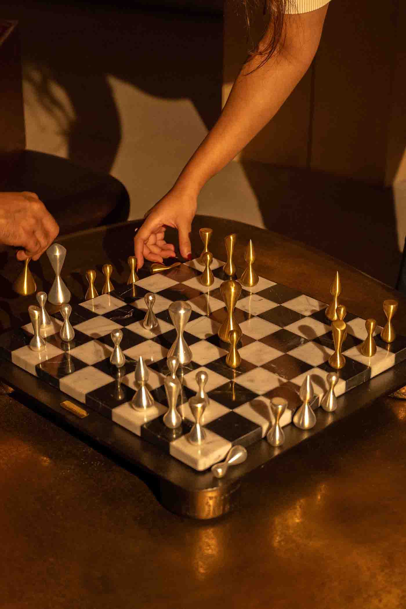 Chronos chess set