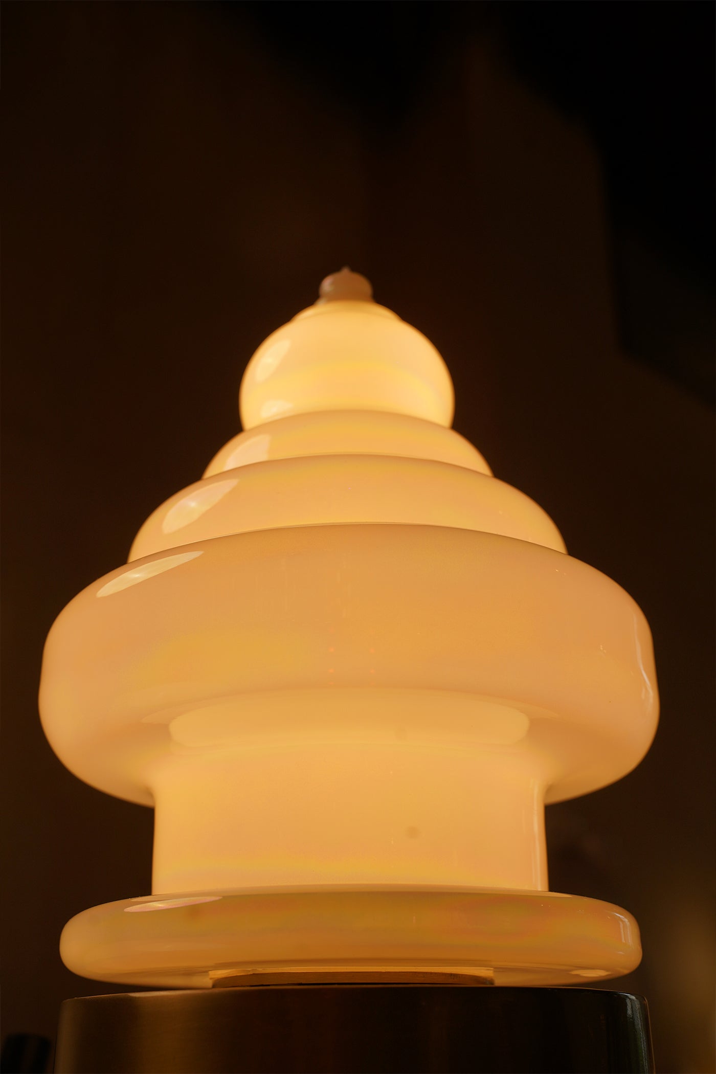 Deep Table Lamp