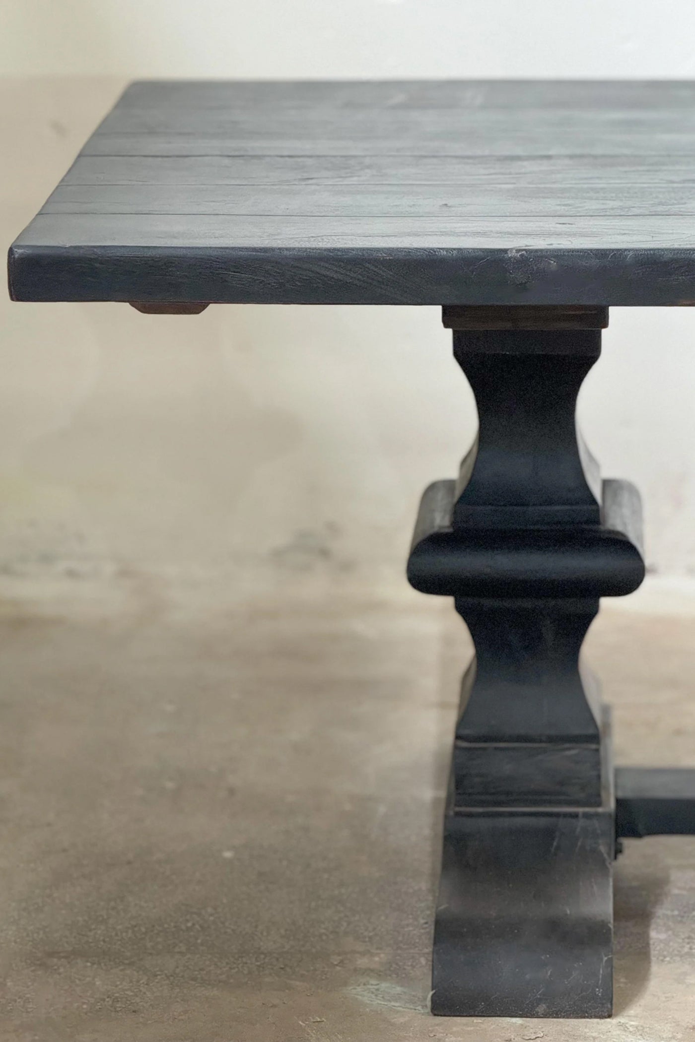 Edouard Dining Table
