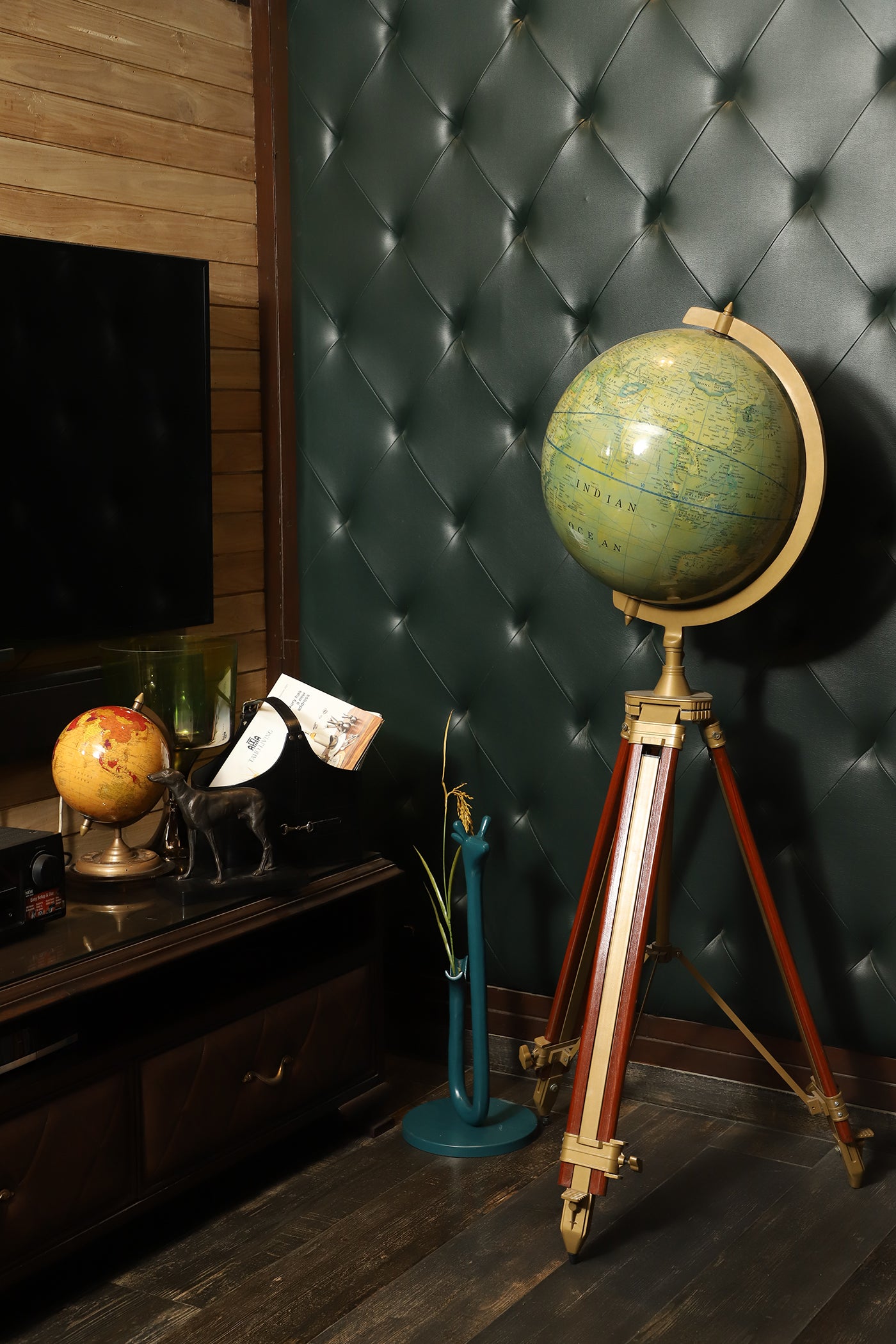 Globe Large