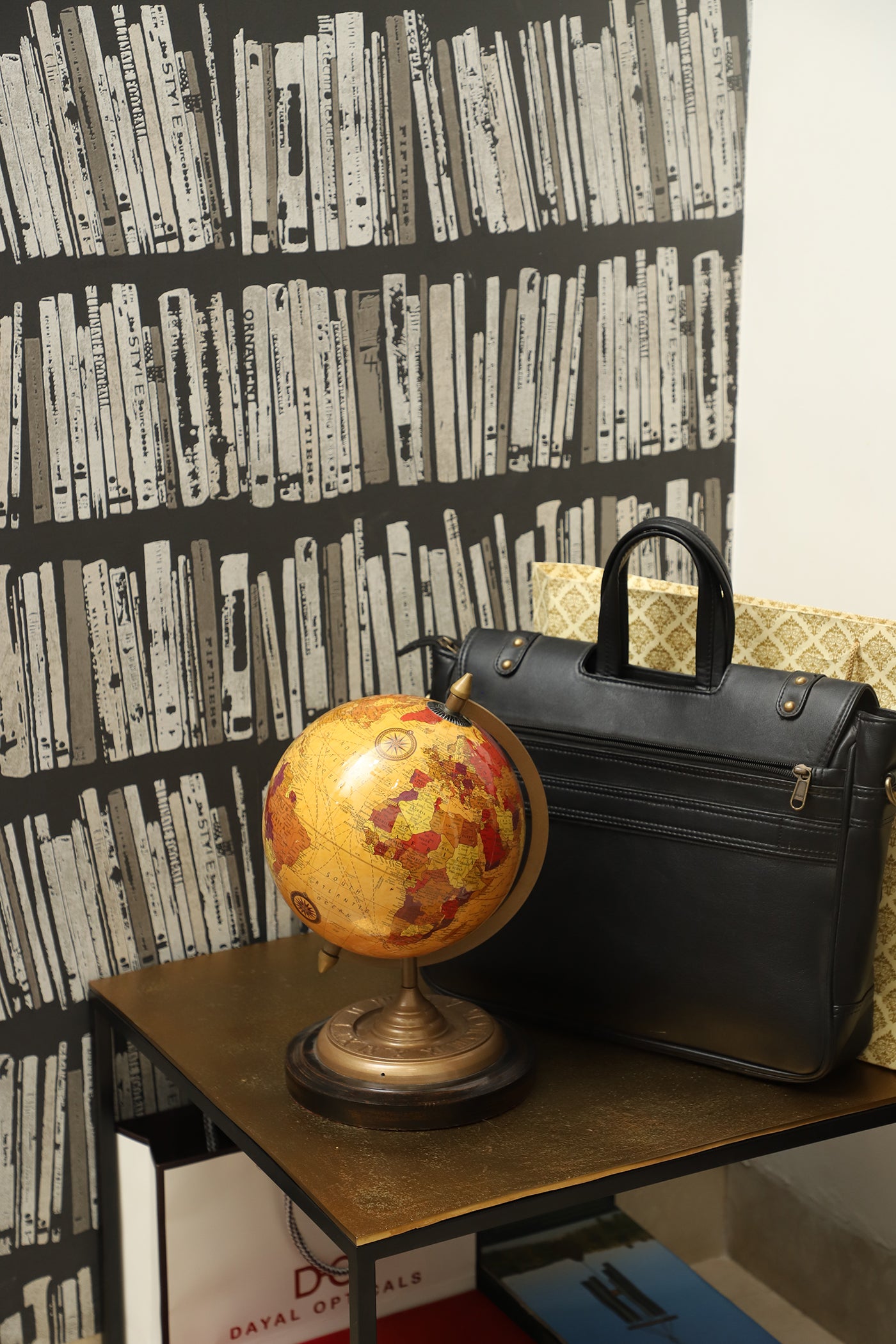 Globe Small
