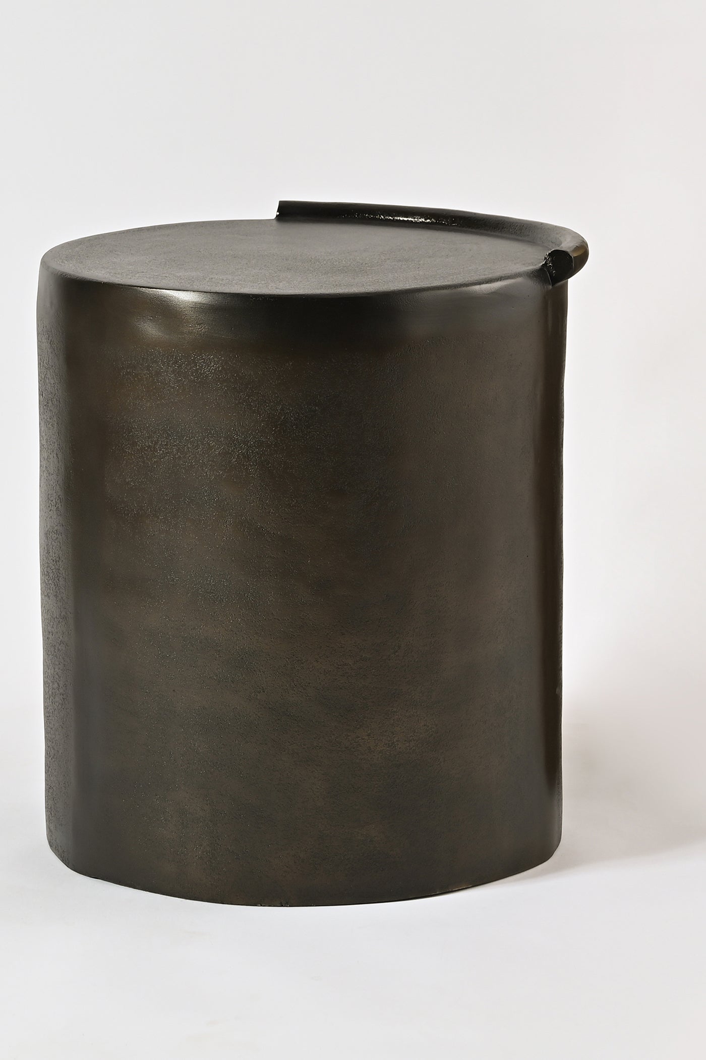 Lina
Side Table