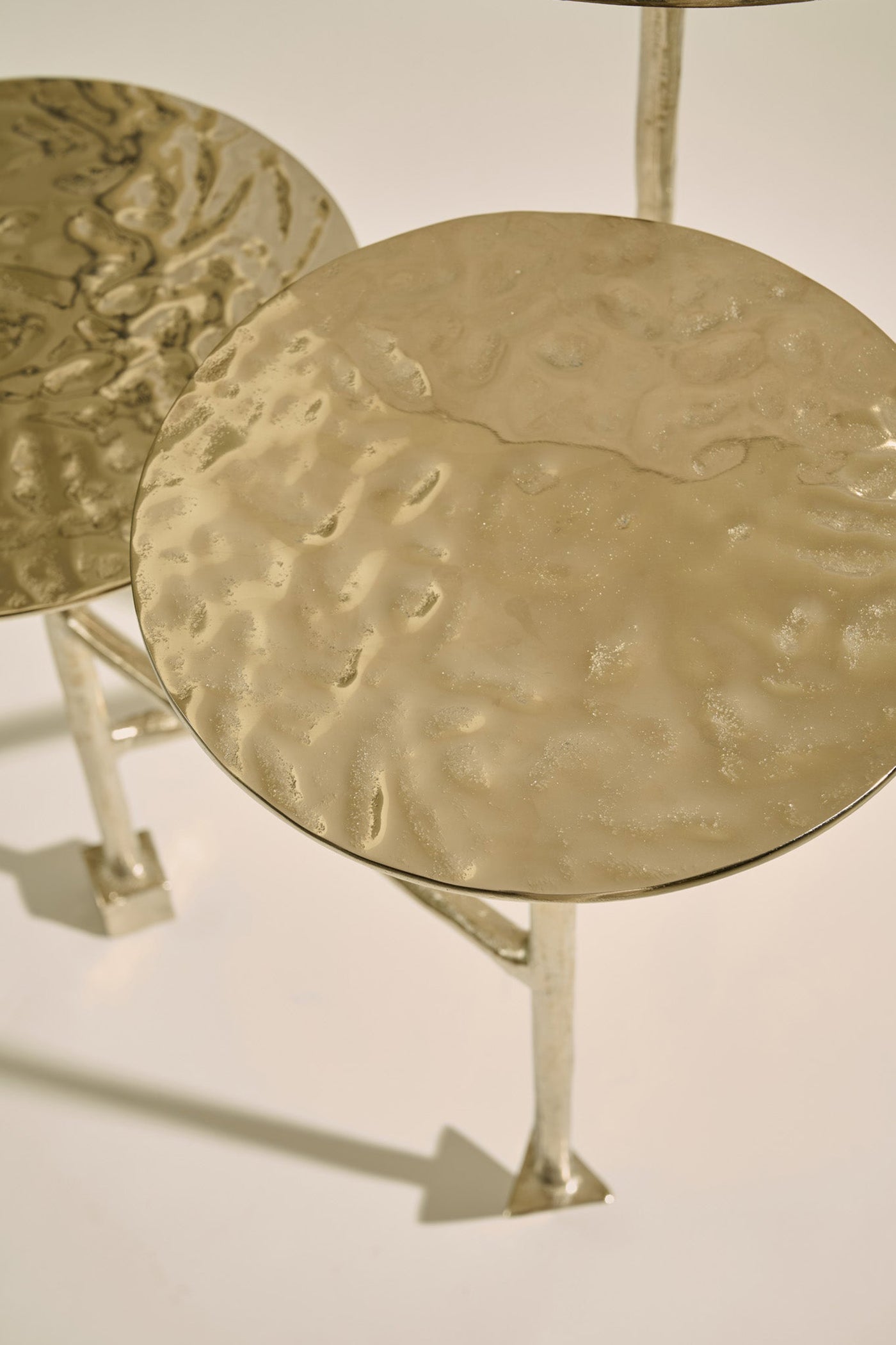 Trillium table