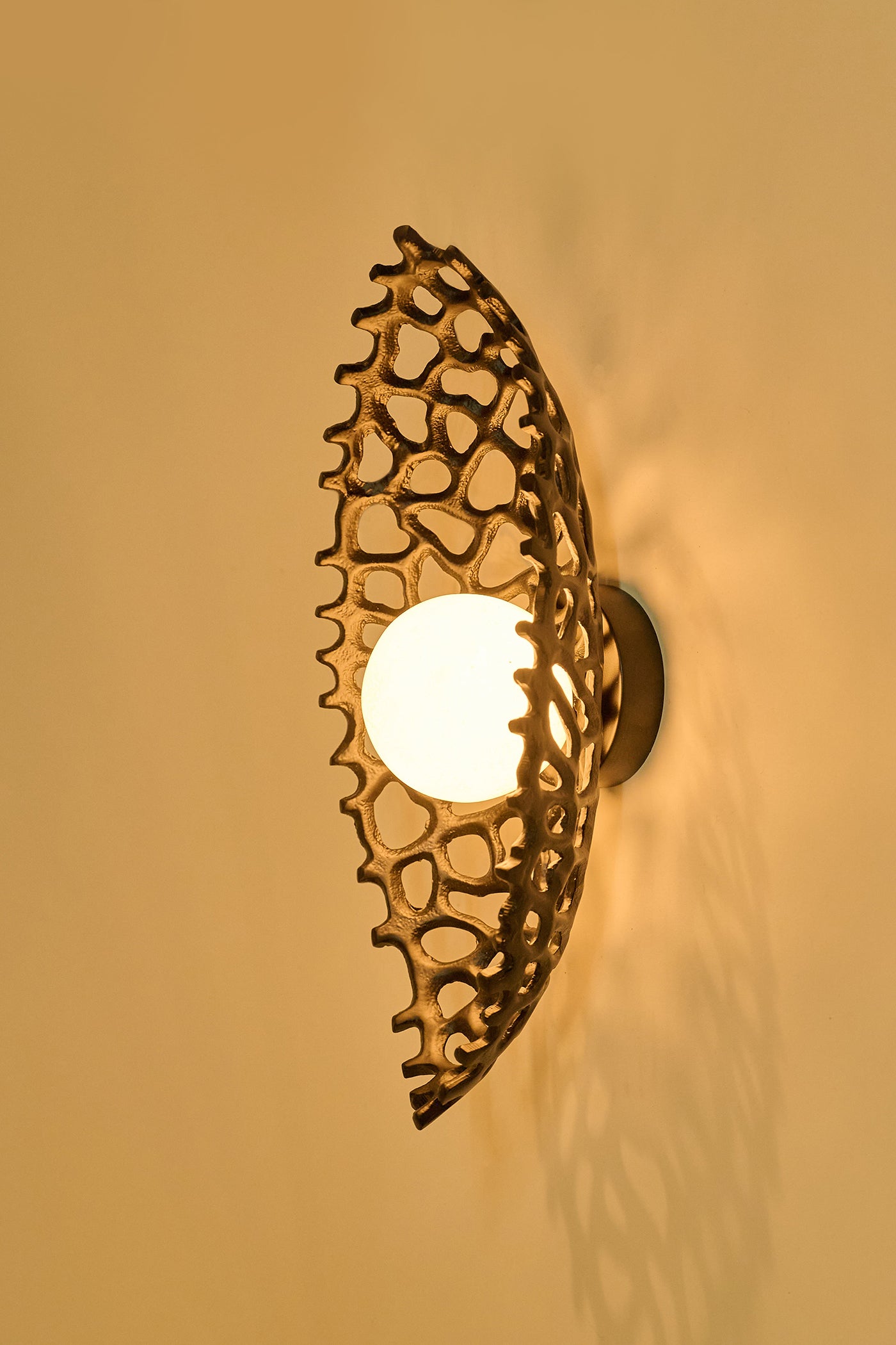 Ajna Sconce