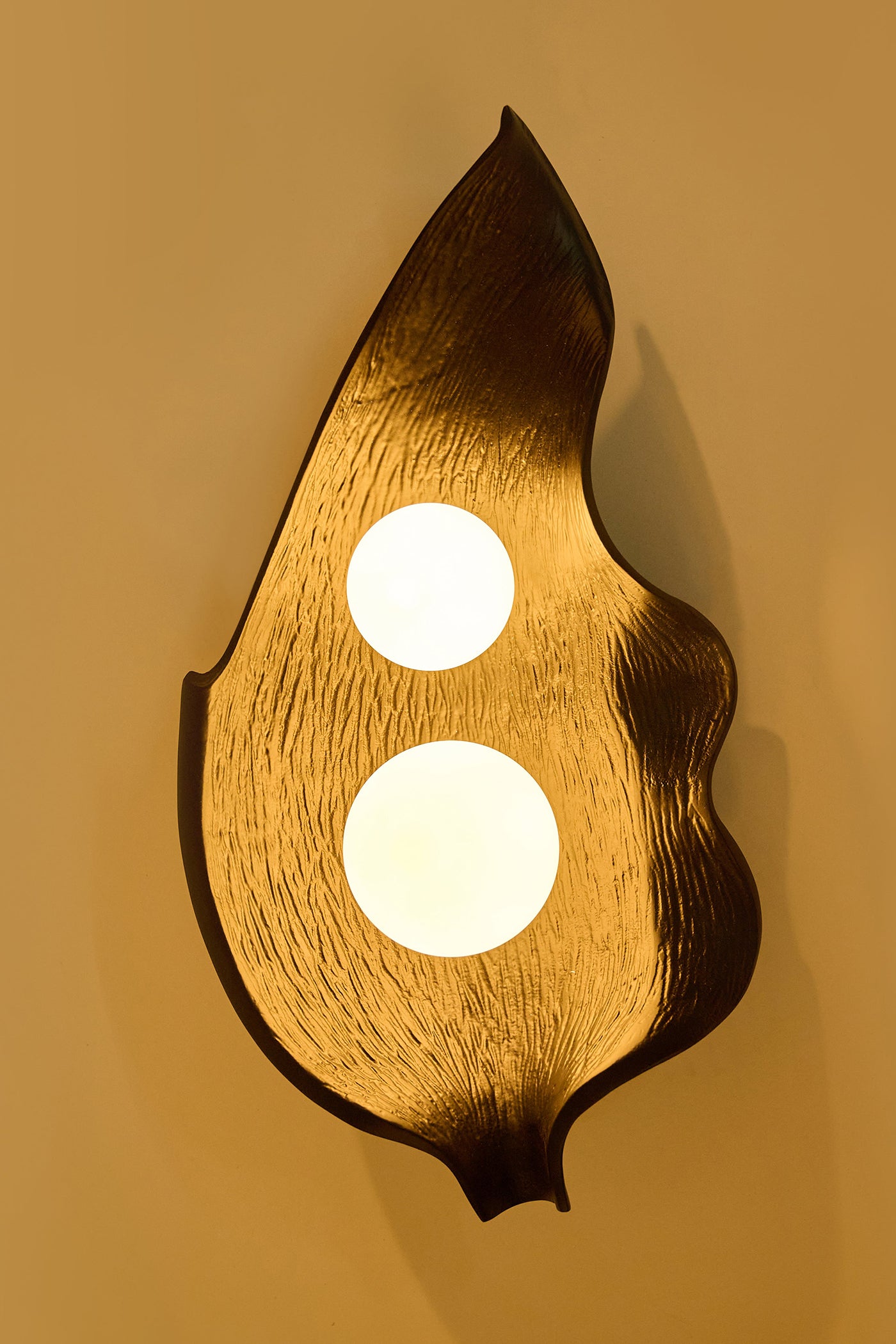 Foliage Wall Light