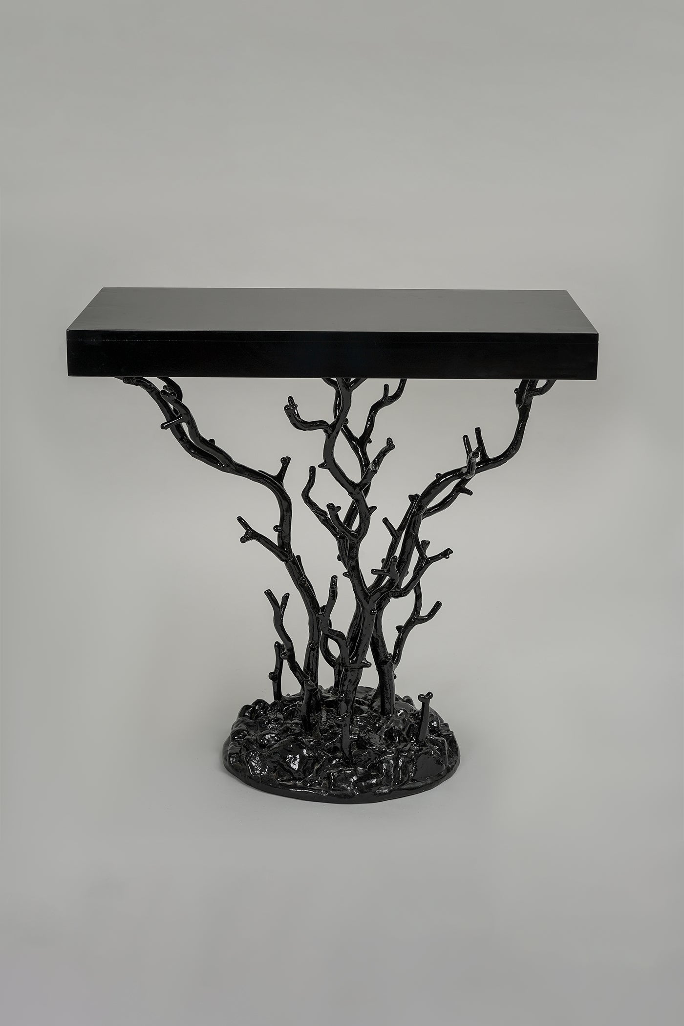 Vase Table
