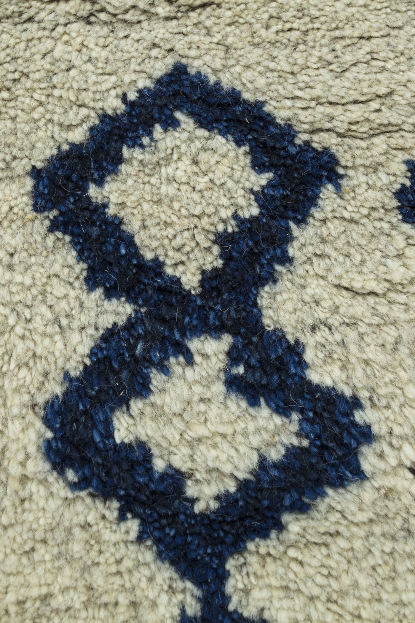 Jaipur Rugs Soft Moroccan Tribal 8X10 Feet Rug| Natural White & Twilight Blue Hand Knotted Rug Carpet For Living Room