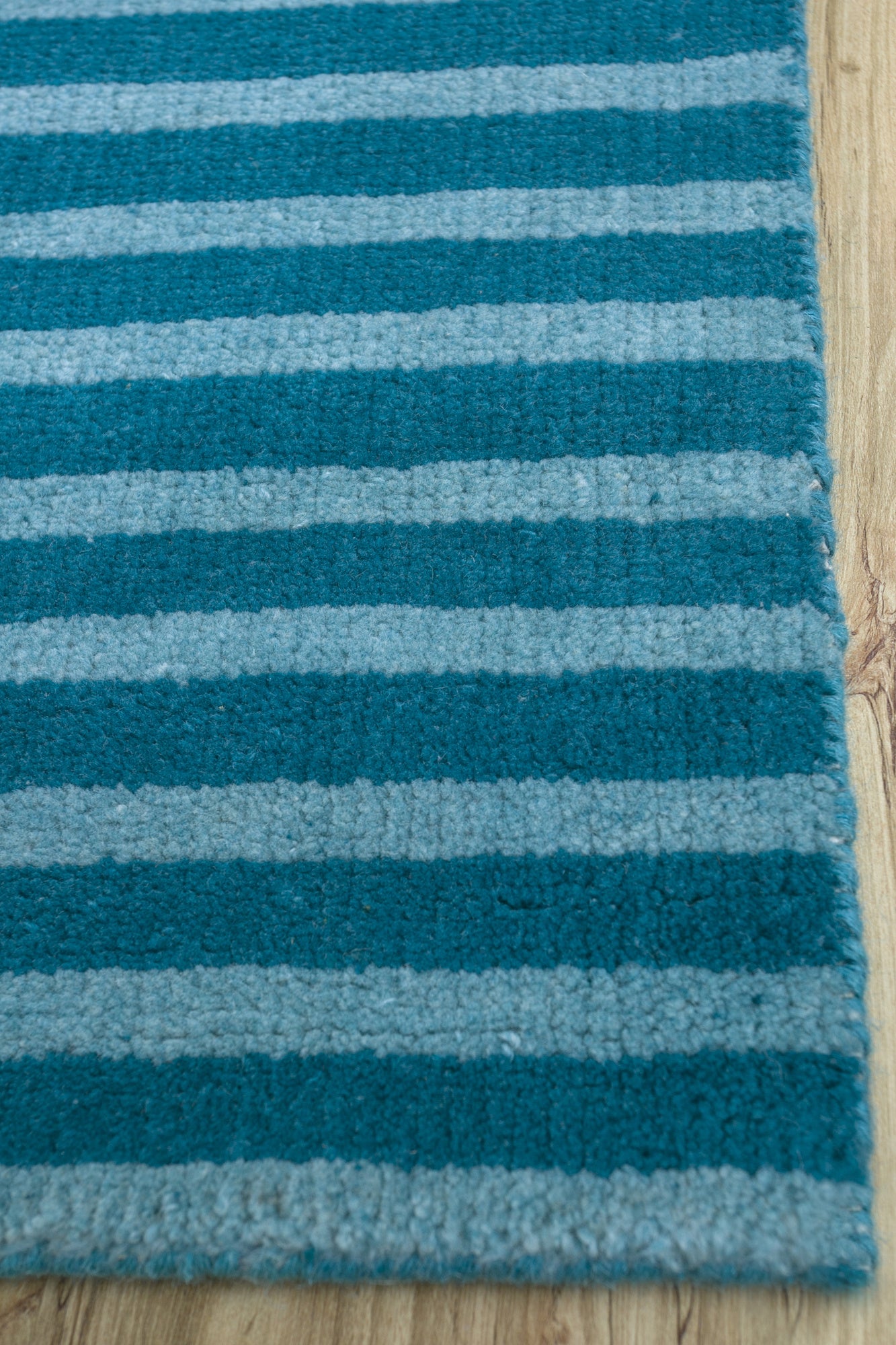 Jaipur Rugs Soft Striped 5X8 Feet Rug| Fresh Turquoise & Lake Blue Hand Knotted Rug Carpet For Living Room