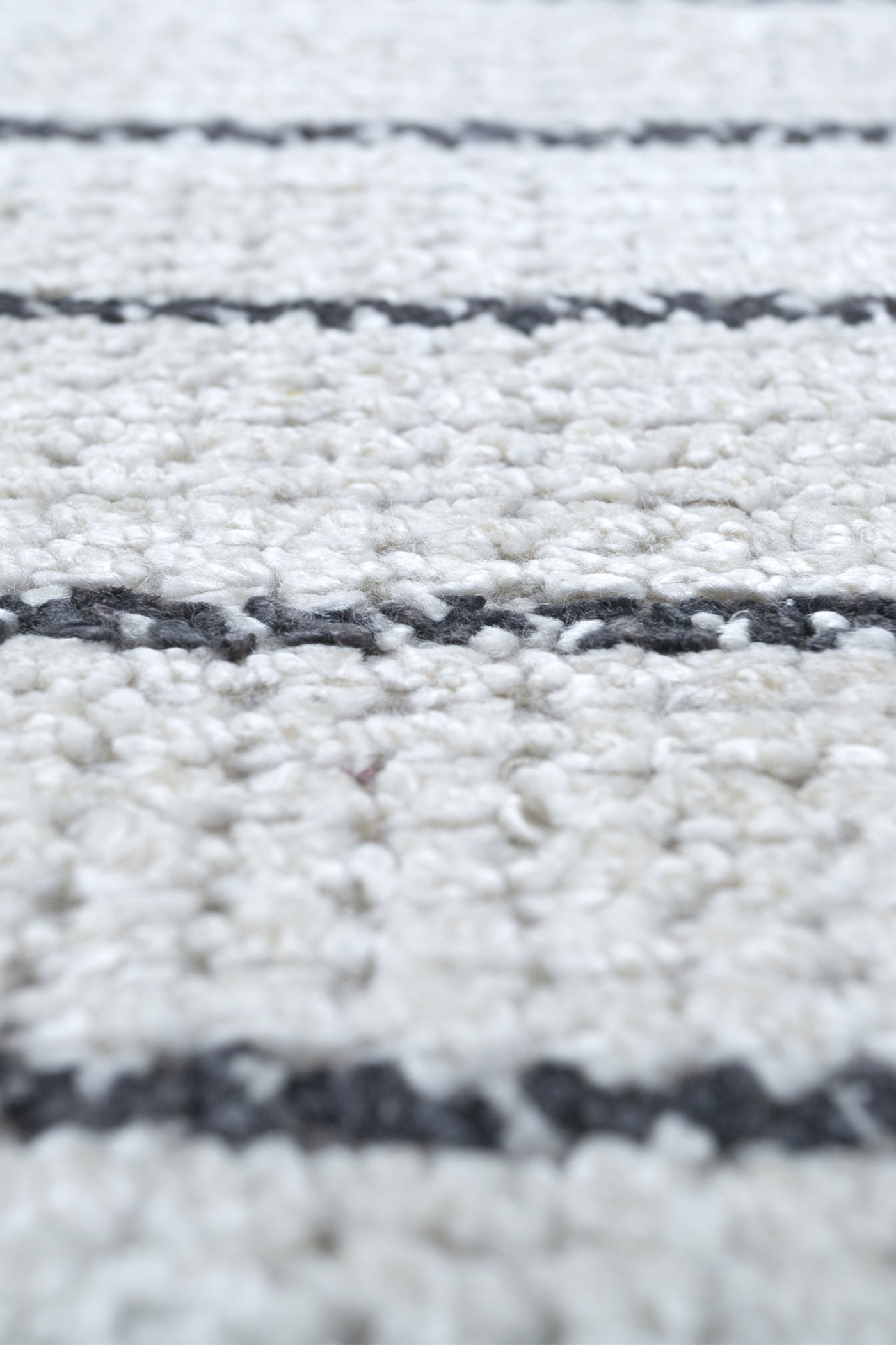 Jaipur Rugs Soft Geomatric 5X8 Feet Rug| White & Ebony Hand Woven Rug Carpet For Living Room