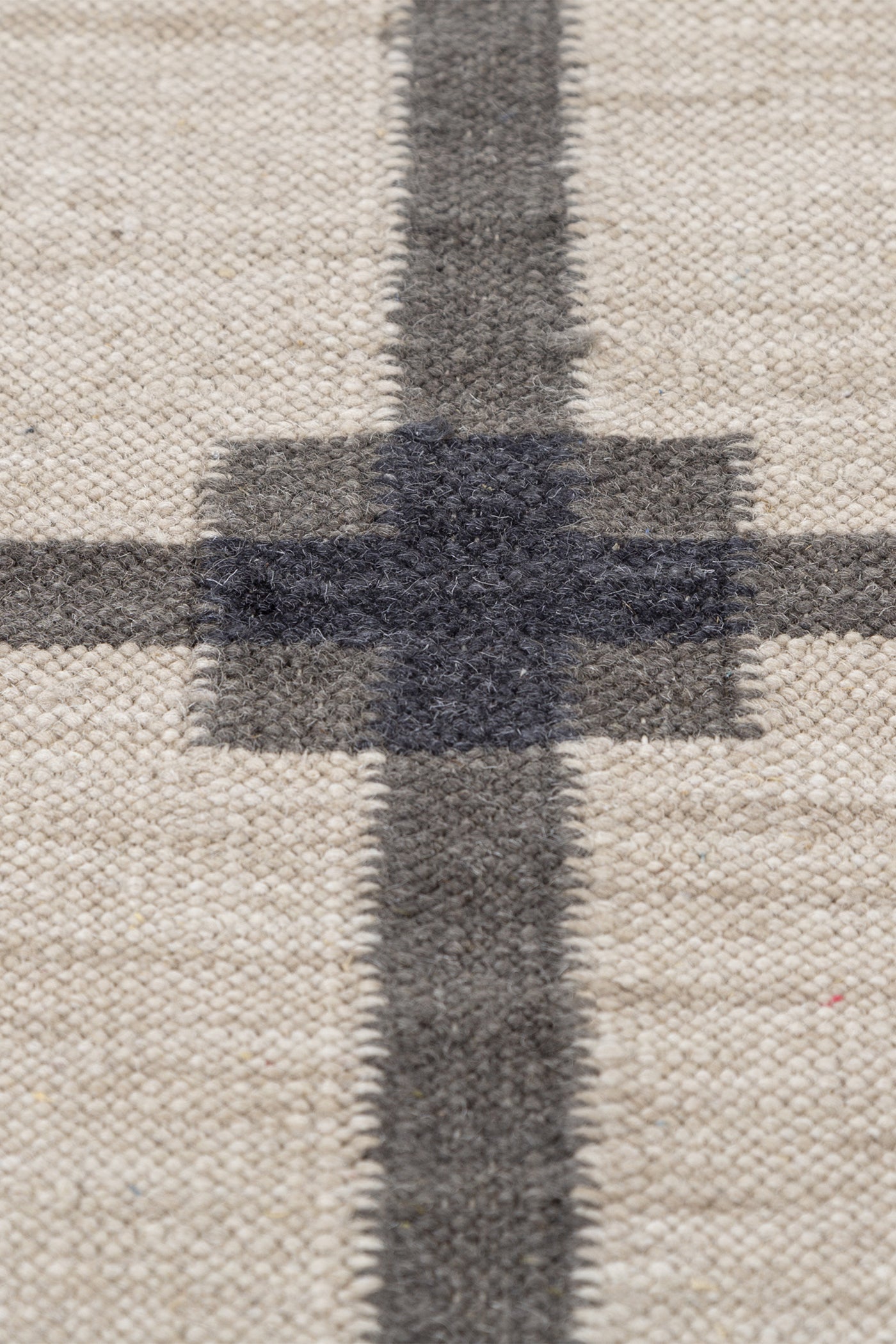 Jaipur Rugs Soft Geometric Grid 5X8 Feet Rug| Soft Beige & Charcoal Slate Hand Knotted Dhurrie Carpet For Living Room